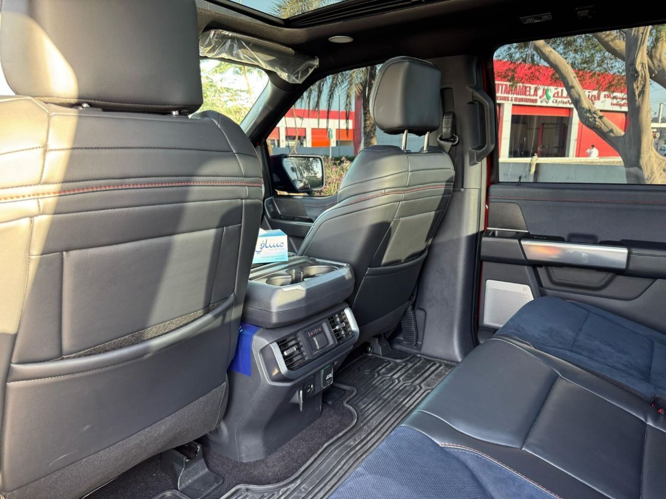 Ford F 150 Raptor GCC SPEC 37 OPTION NEAT AND CLEAN