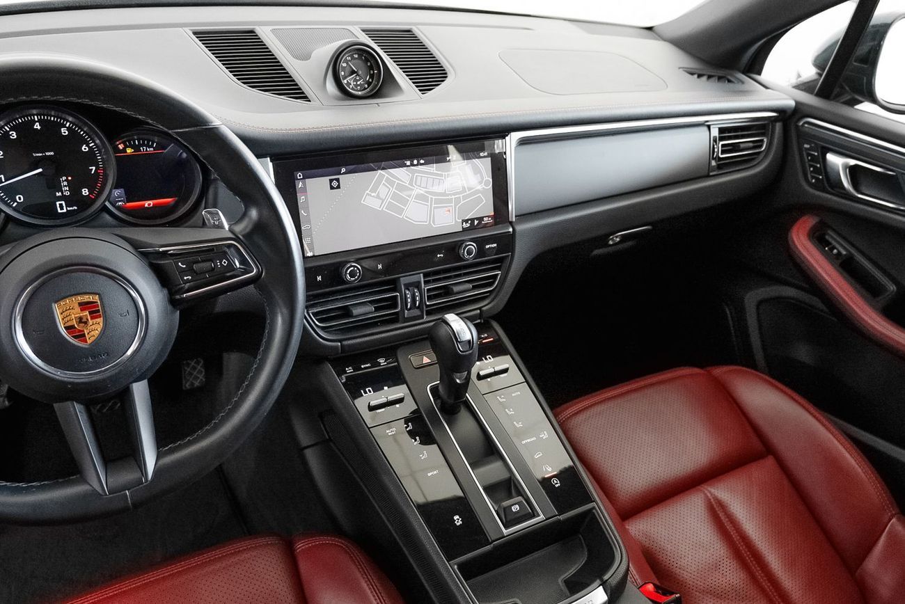 Porsche Macan Std 2.0L (252 HP)