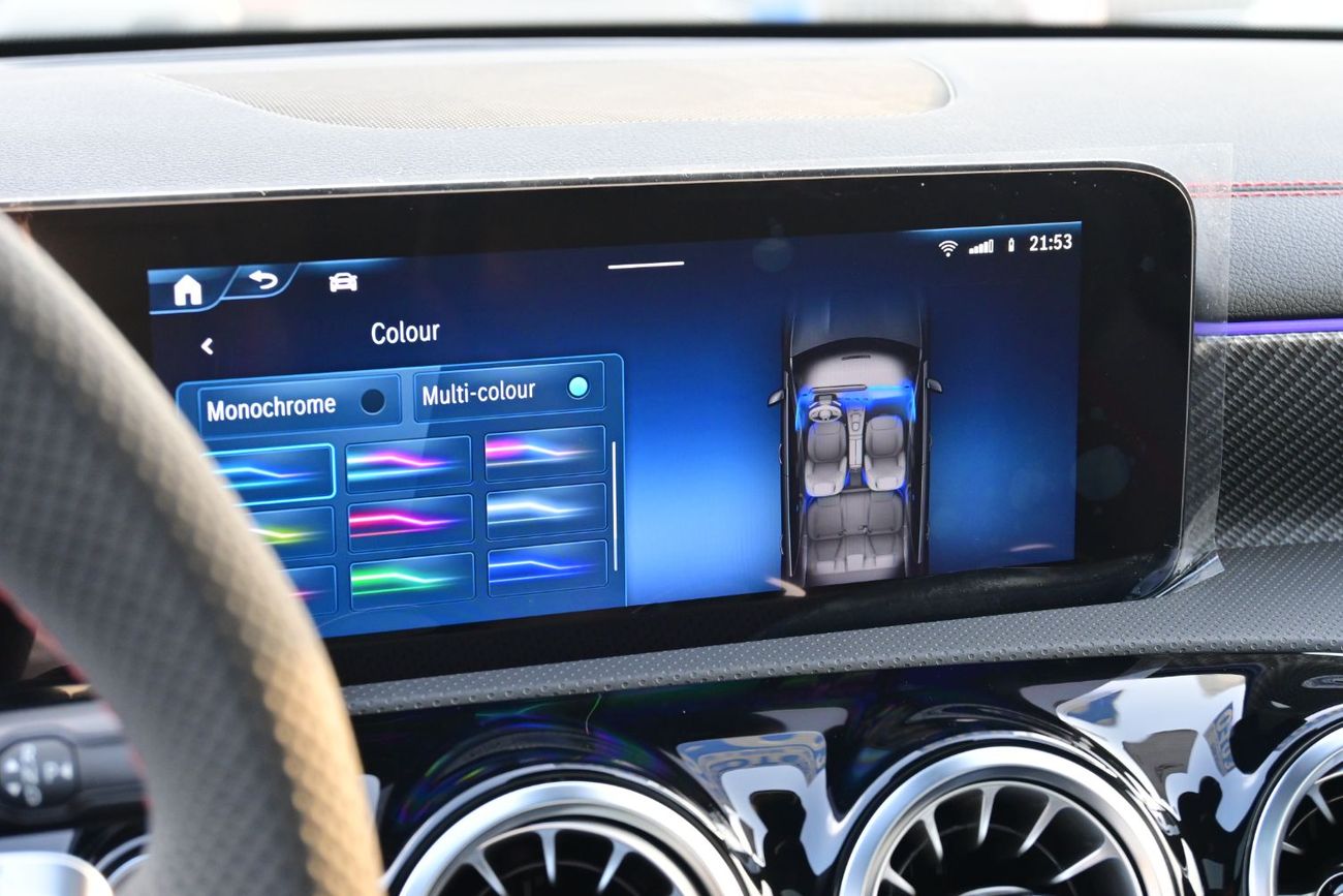 مرسيدس بنز A 200 Mercedes-Benz A200L 1.3L Turbo Petrol, Model 2025 Color White