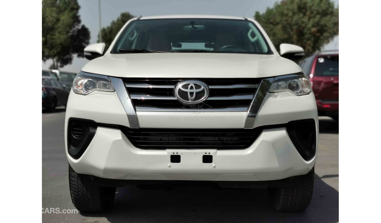 Toyota Fortuner 2.7L Petrol, 17" Tyre, DRL LED Headlights, Power Locks, Fabric Seats, Radio, AUX-USB, (LOT # 807)