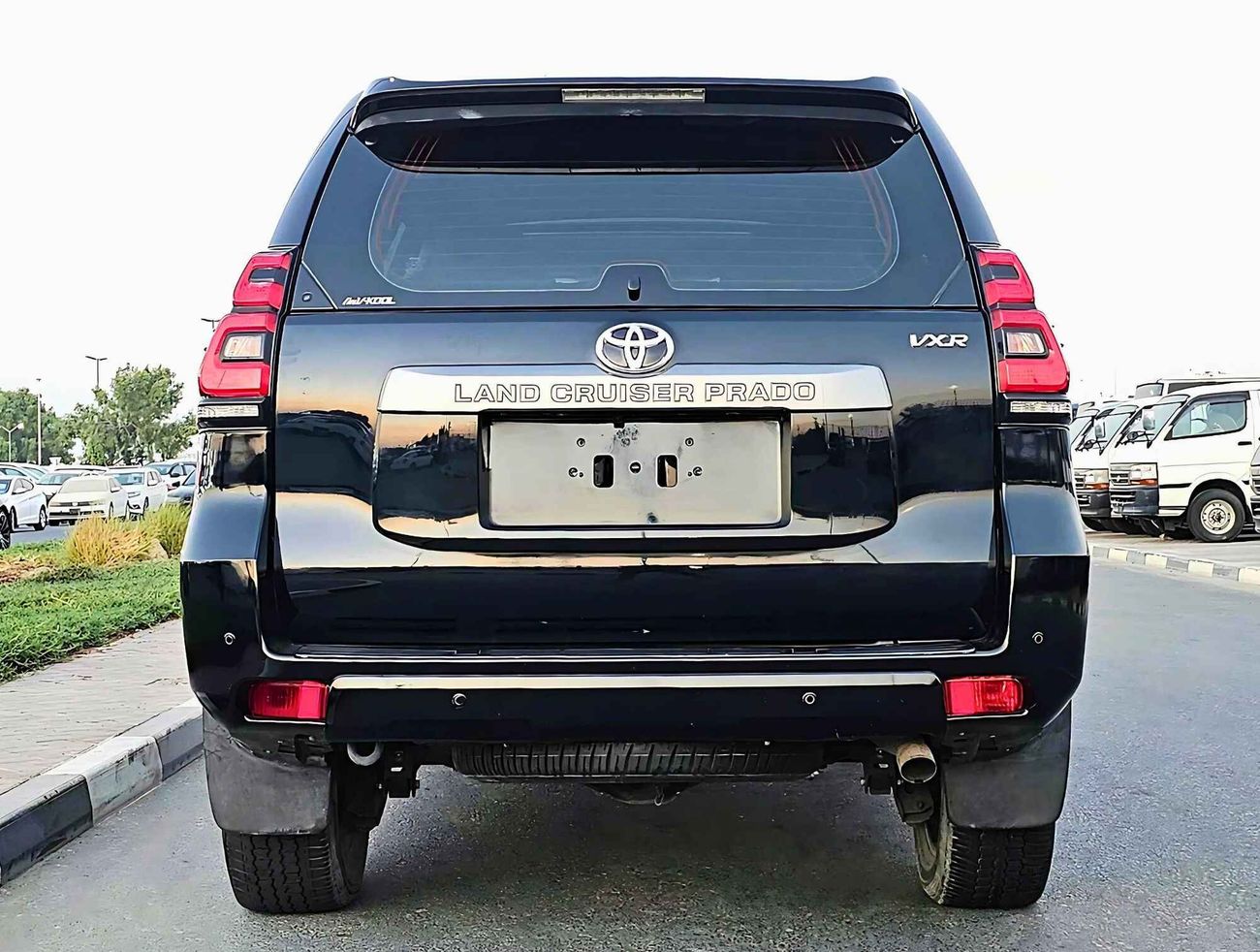 Toyota Prado VXR V4/ TOP OPT/ DOWN TYRE/ SUNROOF/ LEATHER/ SEATS/ DVD/ LOT# 37504