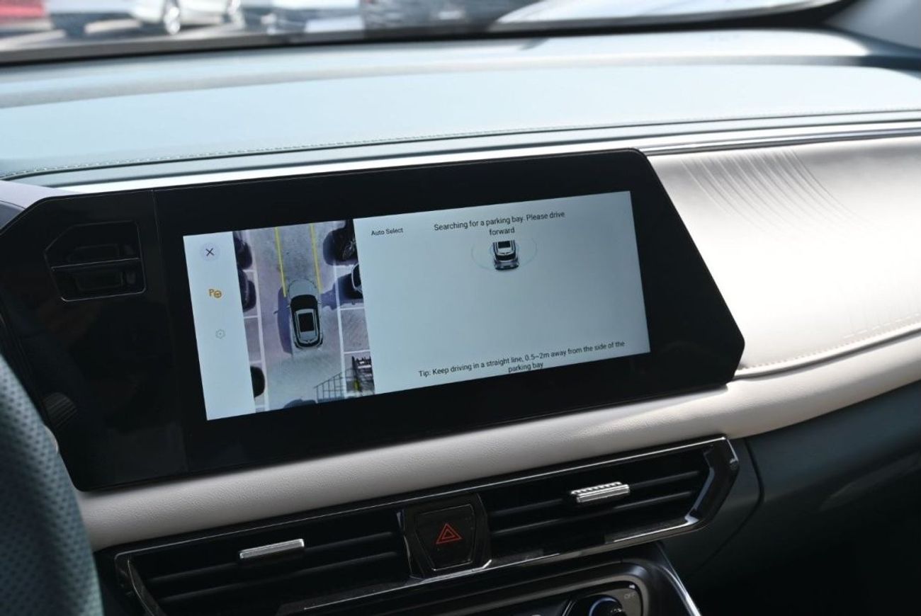 جي إي سي GS3 إمزوم GAC GS3 Emzoom R 1.5L Turbo, FWD, 7 DCT, Color Blue, Model 2024