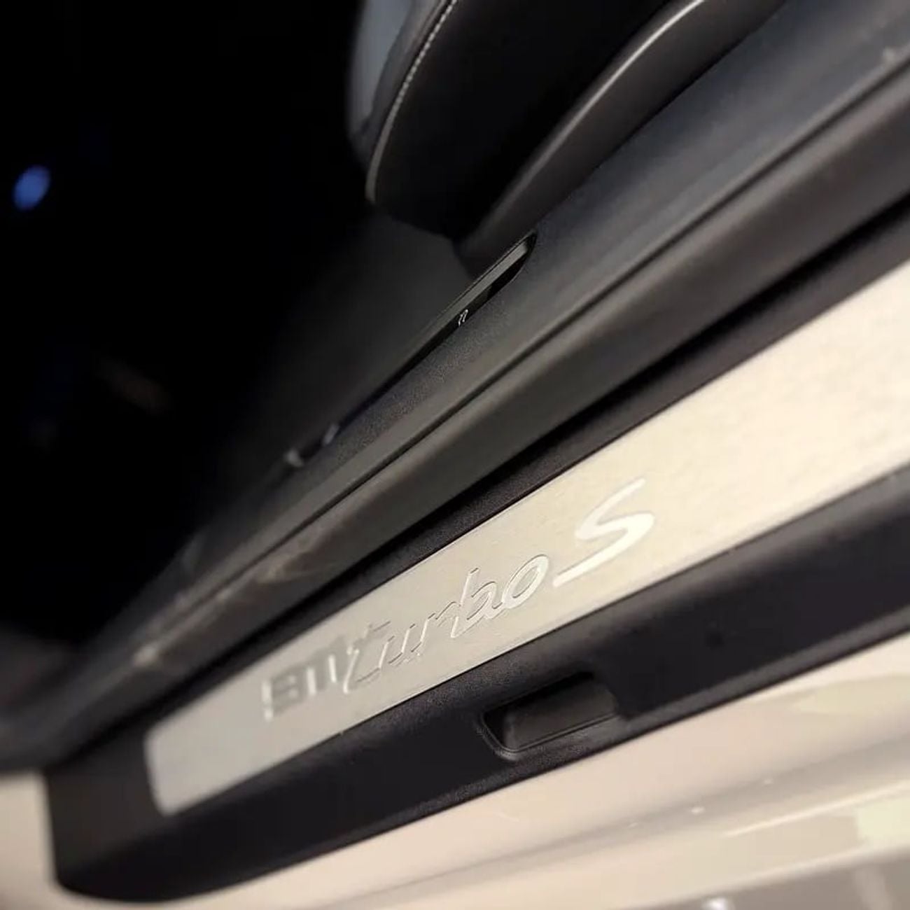 Porsche 911 Turbo S 3.8L (530 HP) Convertible 911 TURBO S GCC NARDO GRAY