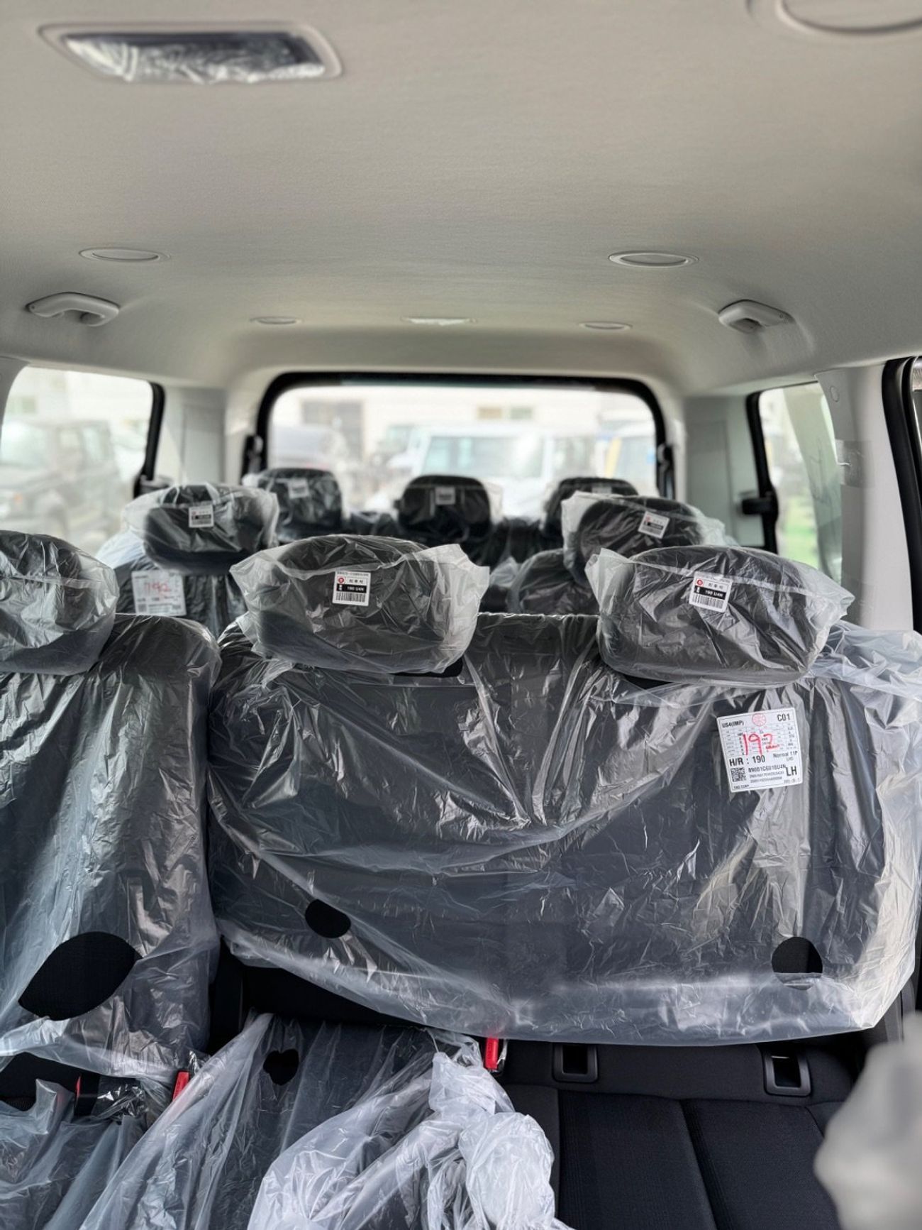 هيونداي ستاريا 2026 Patrol Automatic 3.5 , 11 seater