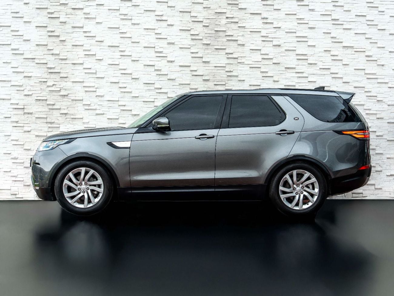 لاند روفر دسكفري HSE 2.0L 4WD