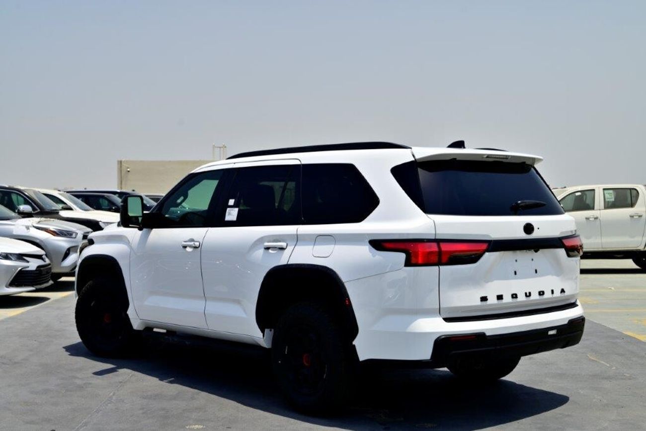 تويوتا سيكويا Hybrid Limited TRD PRO V6 3.5L 4WD 7 Seater Automatic