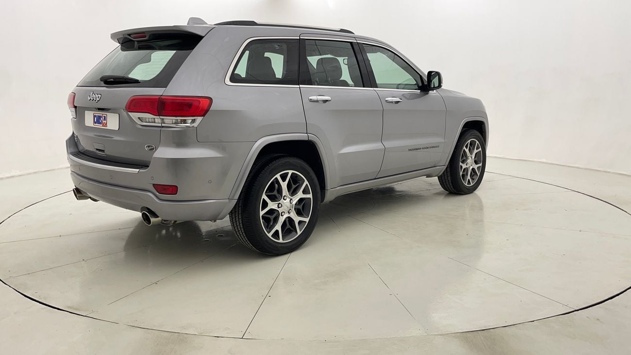 جيب جراند شيروكي OVERLAND 5.7 | بدون دفعة مقدمة | اختبار القيادة في المنزل