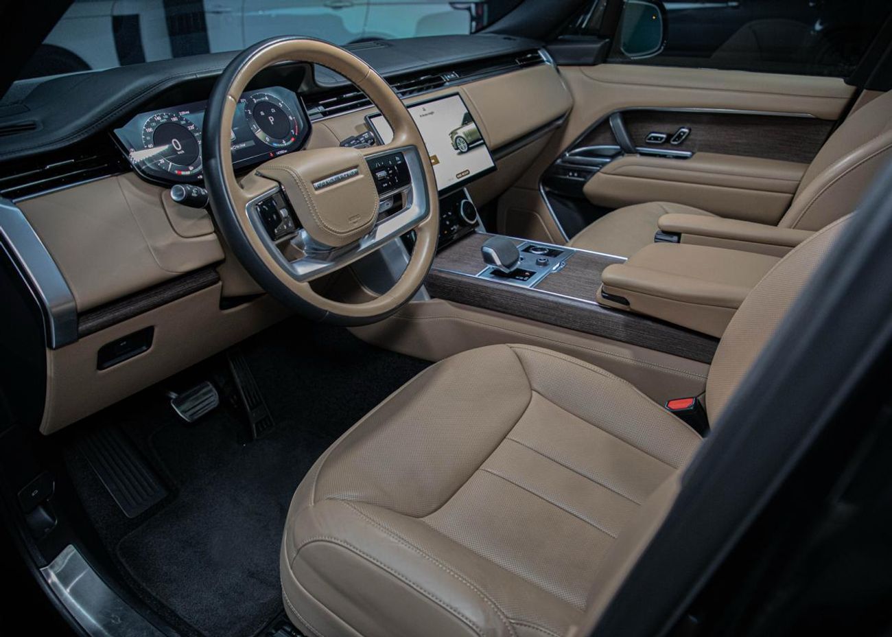 Land Rover Range Rover HSE P530 4.4L 4.4L V8 • Al Tayer Warranty + Service Contract • GCC