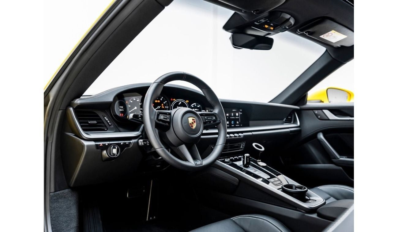 Porsche 911 Carrera 3.0L (380 HP) Coupe