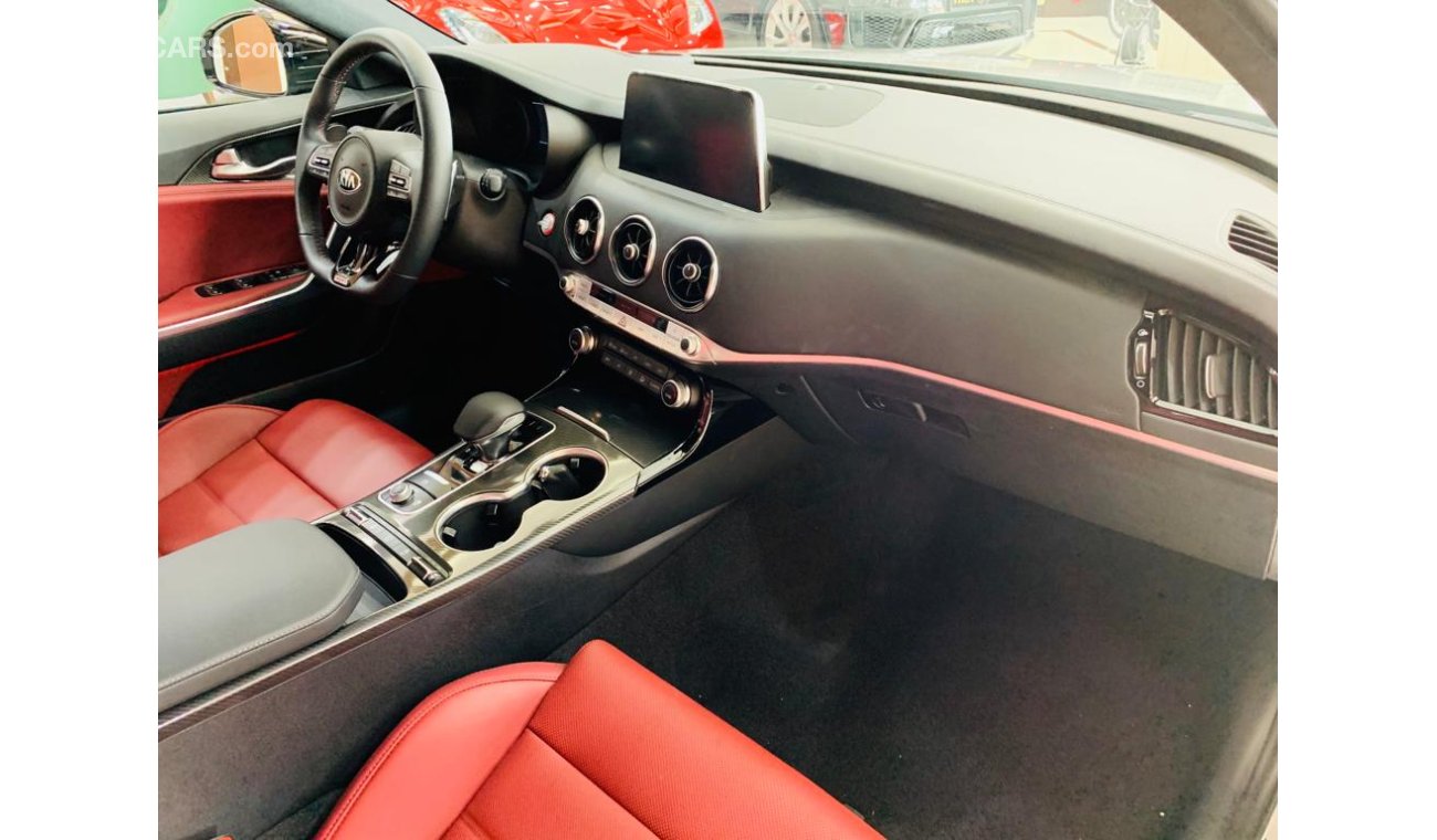 Kia Stinger GT 3.3L V6 2019