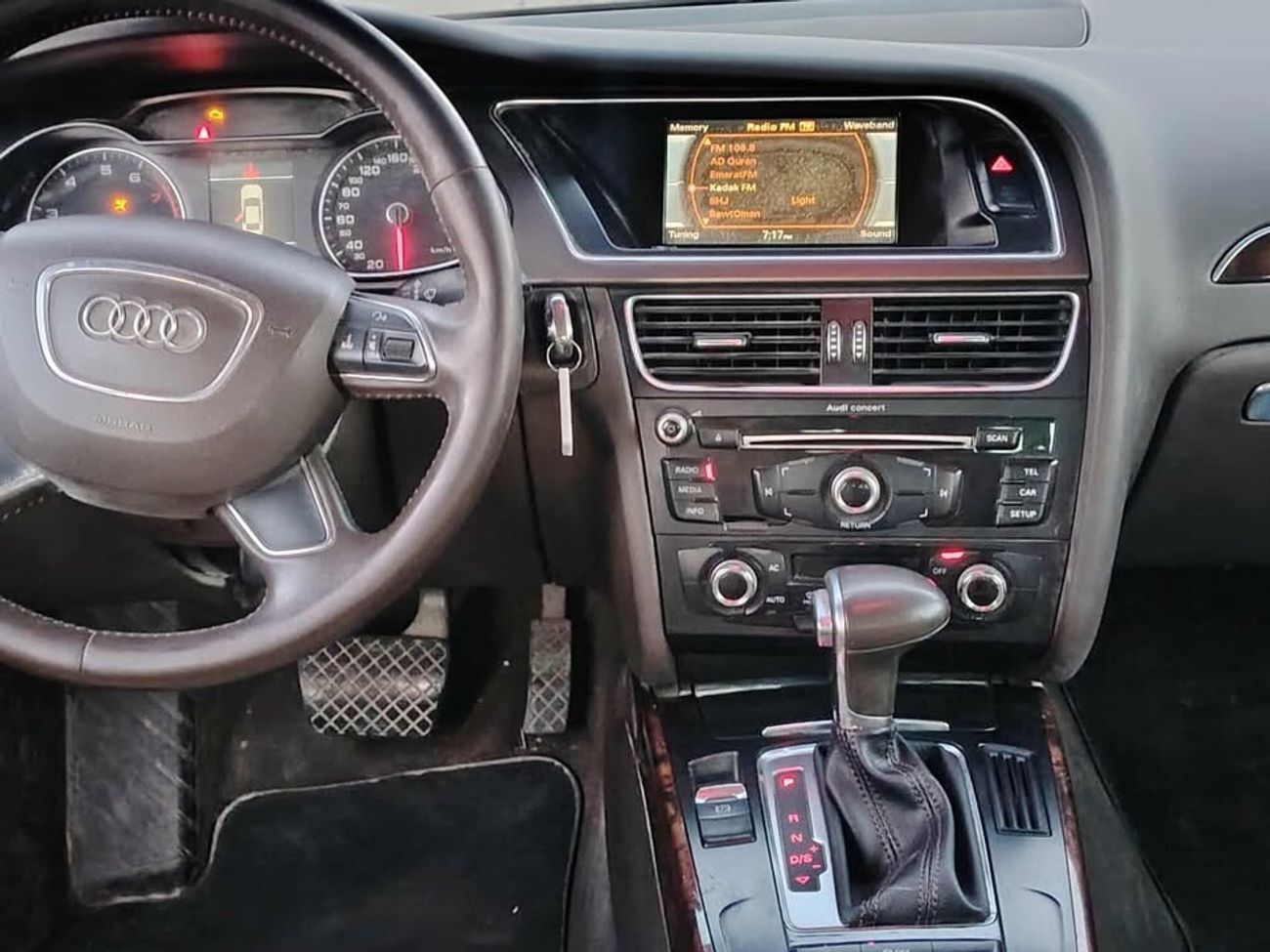 Audi A4 TFSI S-Line 2.0L