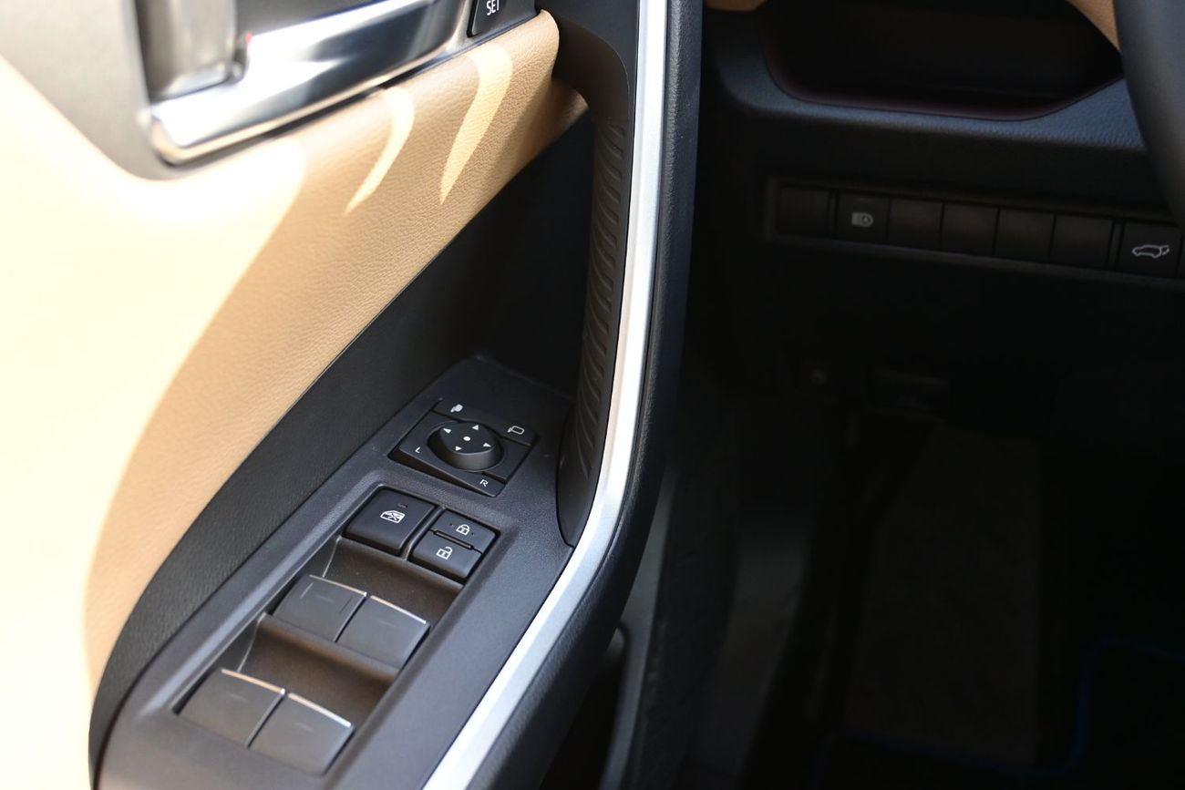 تويوتا راف ٤ Toyota RAV4 Limited 2.5L Hybrid, AWD, Model 2025 Color White