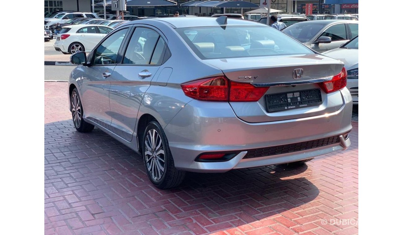 هوندا سيتي EX FULLY LOADED 2019 GCC FSH WITH AGENCY WARRANTY IN MINT CONDITION