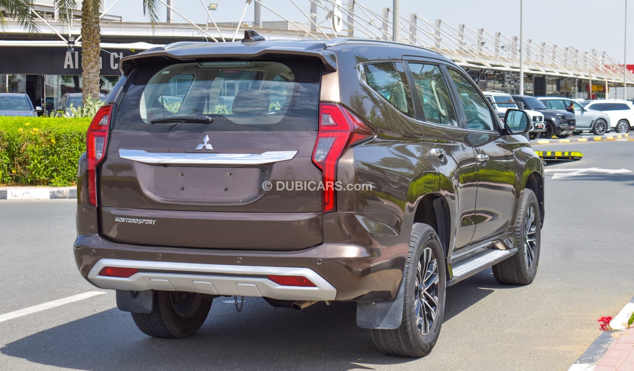 ميتسوبيشي مونتيرو Sport