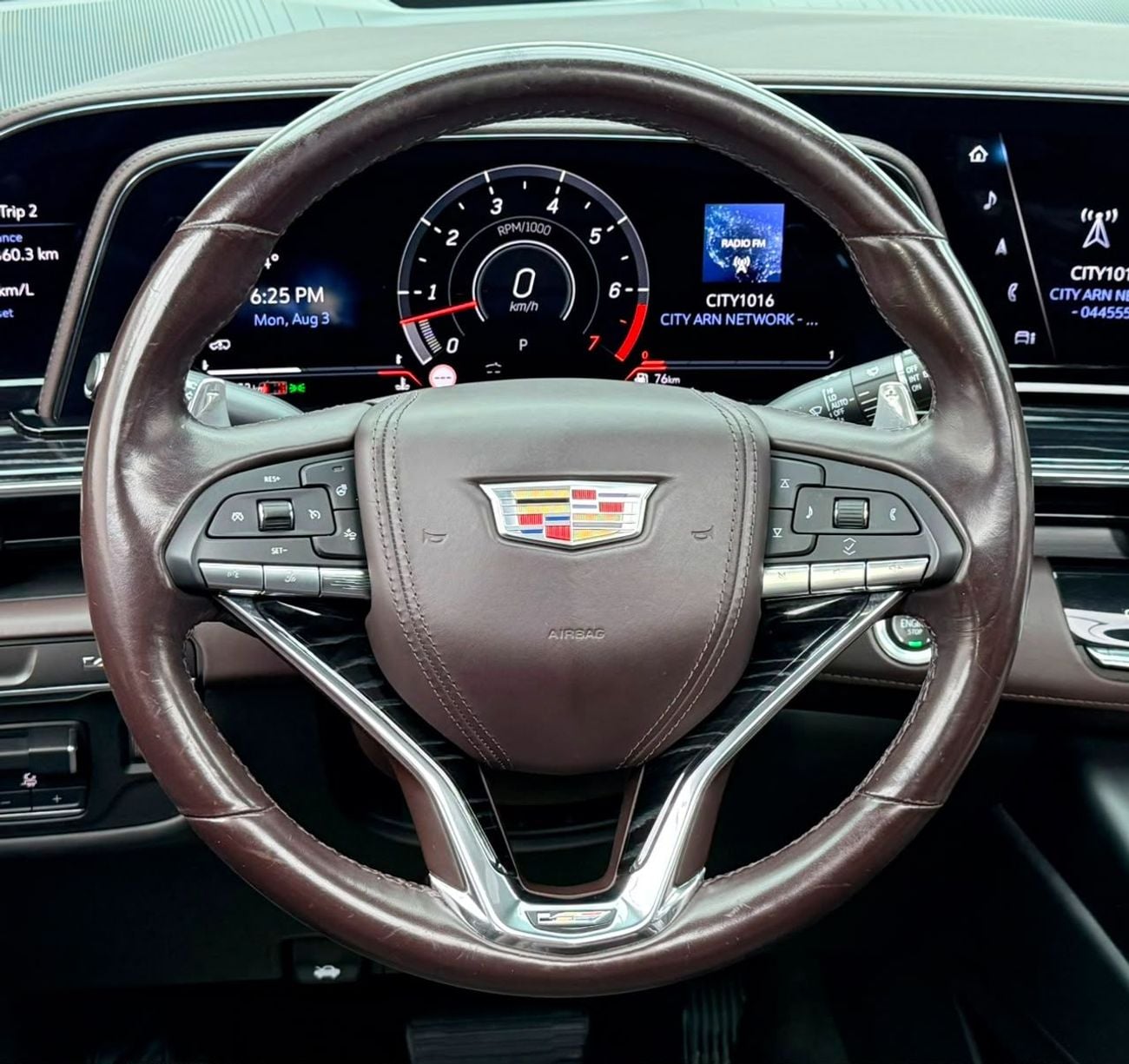 كاديلاك إسكالاد V SERIES 2023 Cadillac Escalade V, 2027 Cadillac Warranty, 2028 Cadillac Service Pack, Pilot Seats, GCC