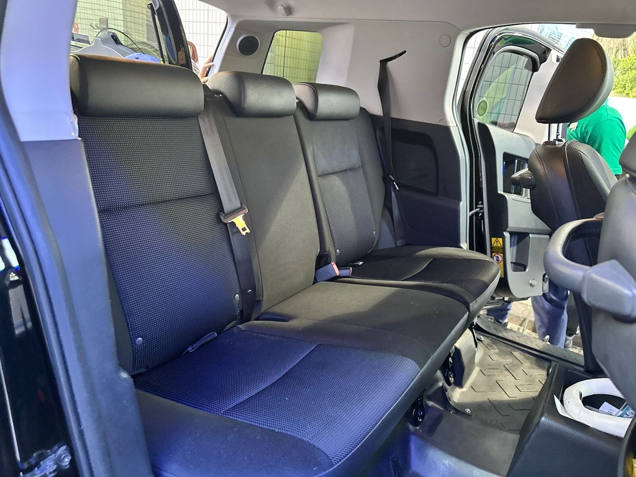 تويوتا إف جي كروزر 4.0L GXR (RB)