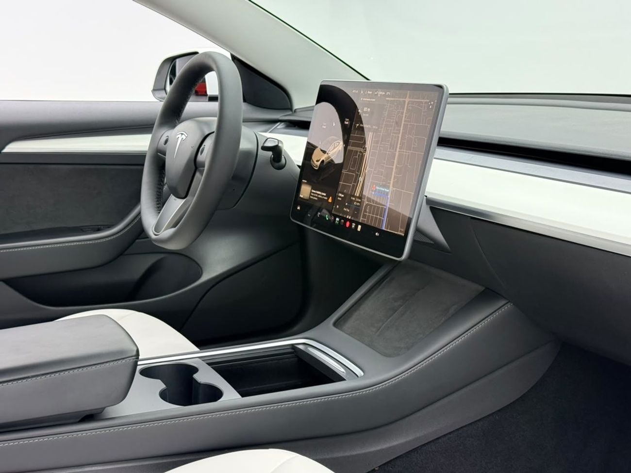 Tesla Model 3 STANDARD RANGE 2023 Tesla Model 3, 2030 Tesla Battery Warranty, Full Tesla Service History, Fully Loaded, GCC