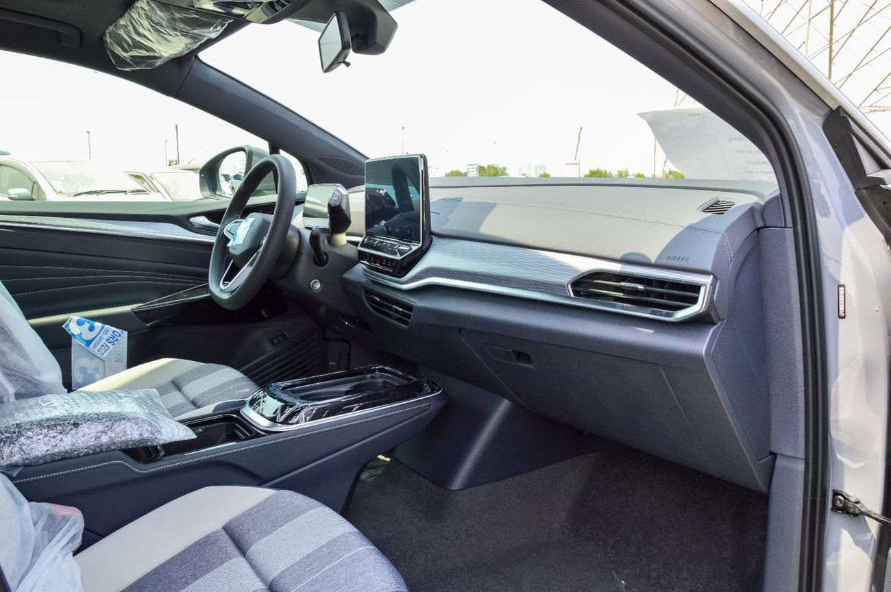 Volkswagen ID.4 Crozz VOLKSWAGEN ID.4 CROZZ PURE PLUS 2022 | Battery 84.8kWh | Seats 5 | Drive type RWD | Motor Power 150 