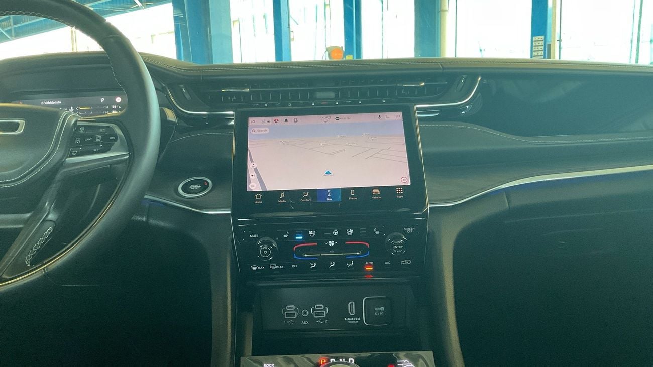 جيب جراند شيروكي 3.6 OVERLAND 2 ROW 4WD AUTO | شامل الضمان | 0 ﺪﻔﻋﺓ ﺃﻮﻟﻯ