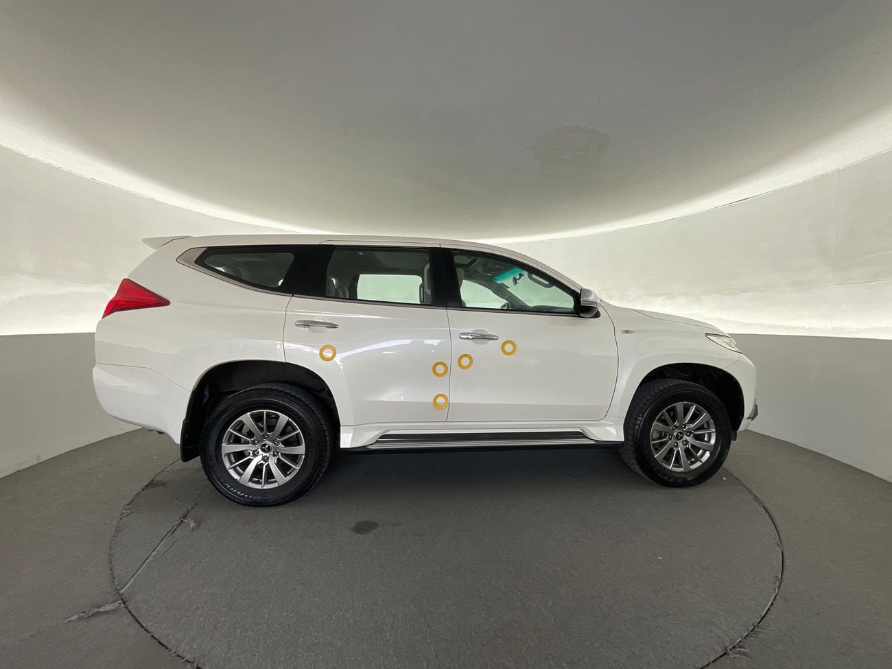 ميتسوبيشي مونتيرو سبورت GLS Mid | upto AED 20,000 Ramadan Discount | شامل الضمان | 0 ﺪﻔﻋﺓ ﺃﻮﻟﻯ