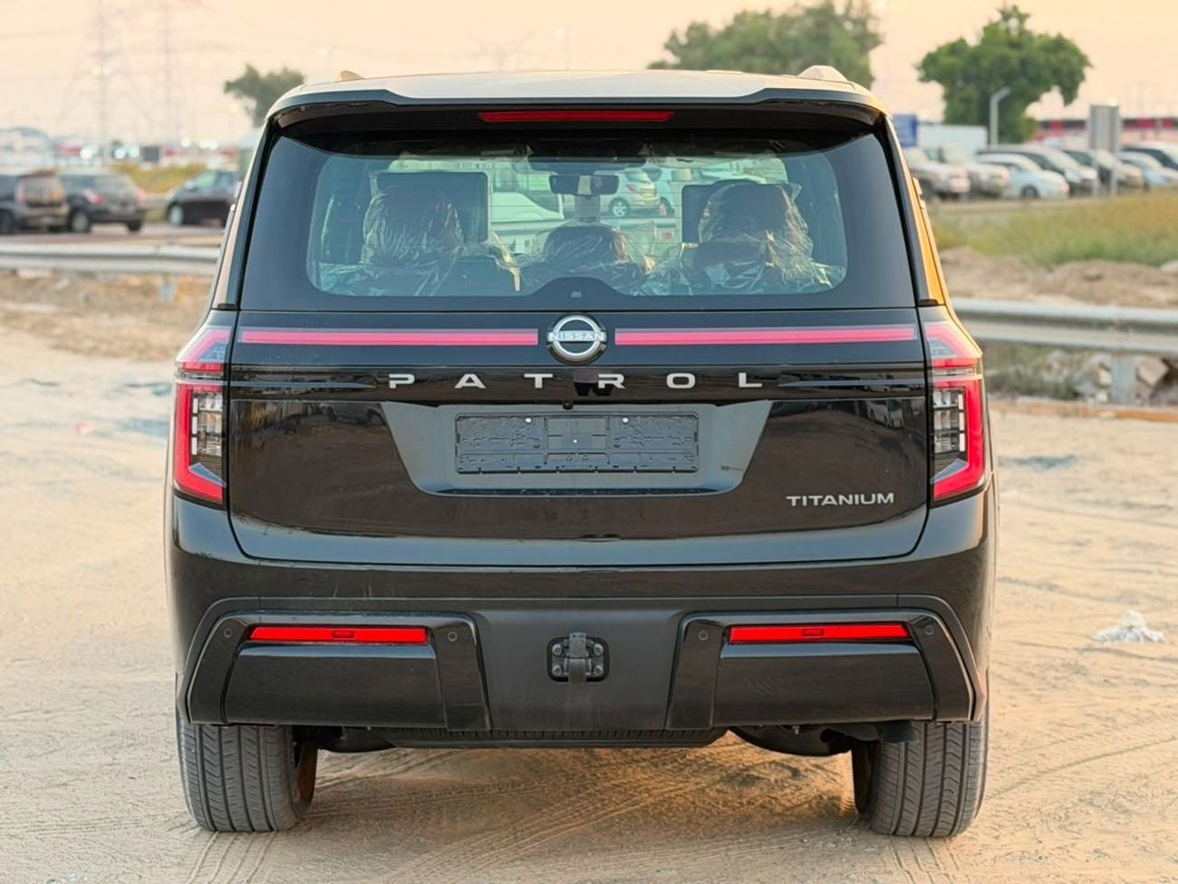 نيسان باترول LE TITANIUM