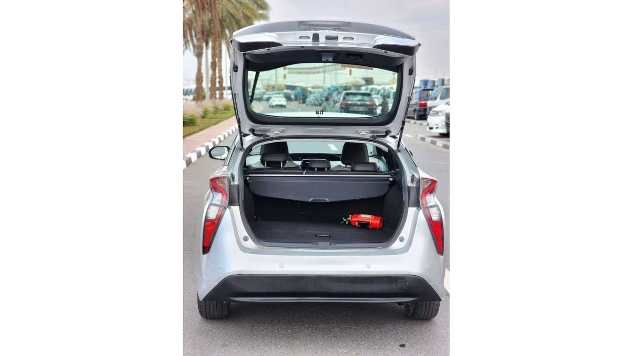 Toyota Prius Iconic TOYOTA PRIUS HYBRID 2017