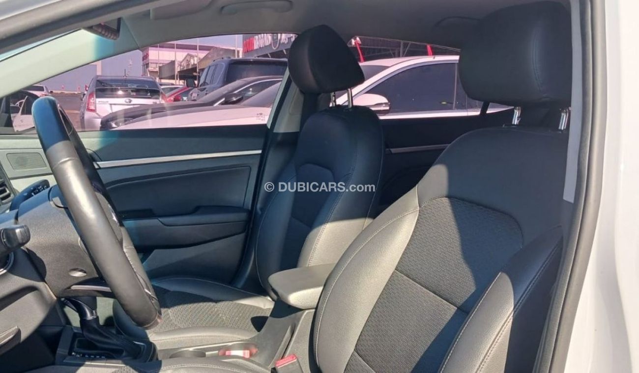 Hyundai Avante Hyundai Avante Gasoline 2019