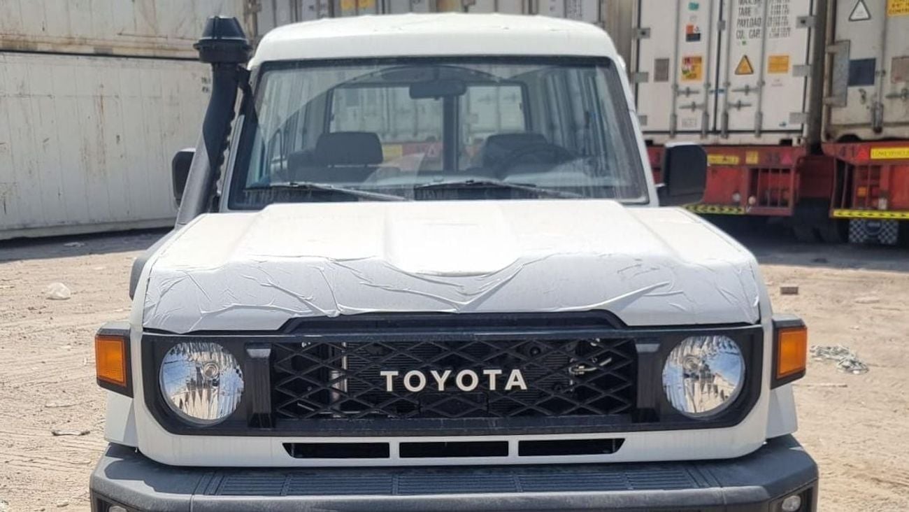 Toyota Land Cruiser 70 LC 78 HARDTOP 4.0L MT 78 V6 4.0L Petrol AT 2025YM