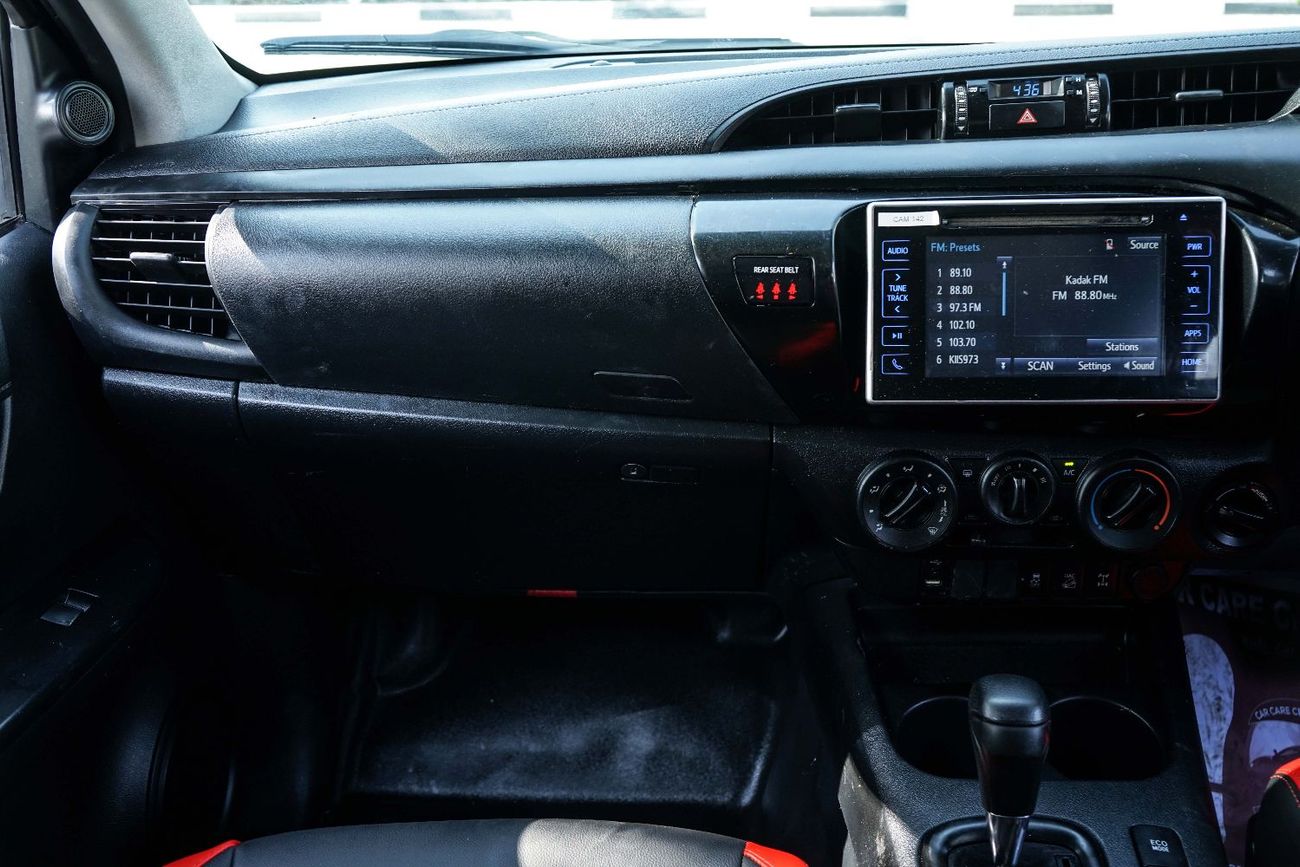 تويوتا هيلوكس The Toyota Hilux is a legendary, tough, and versatile pickup truck known for its reliability and off