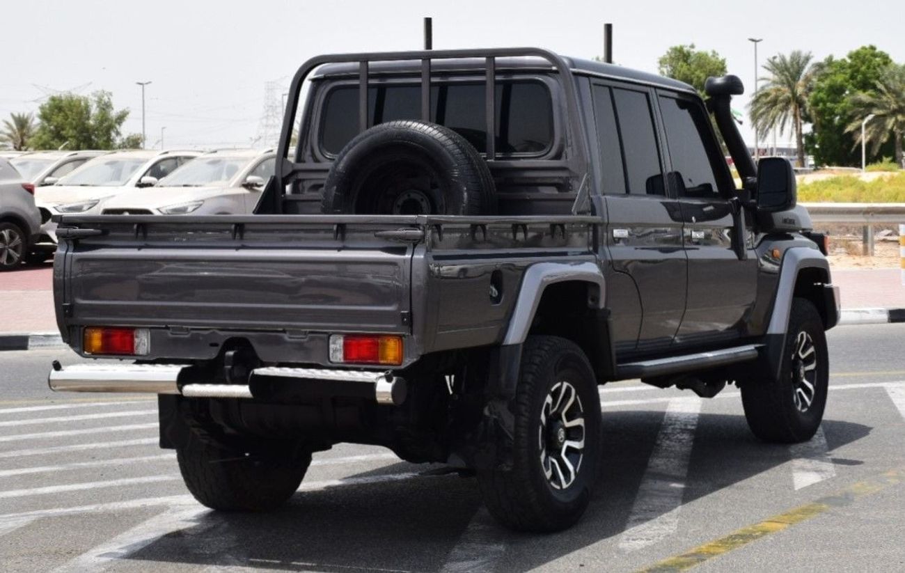Toyota Land Cruiser Pick Up