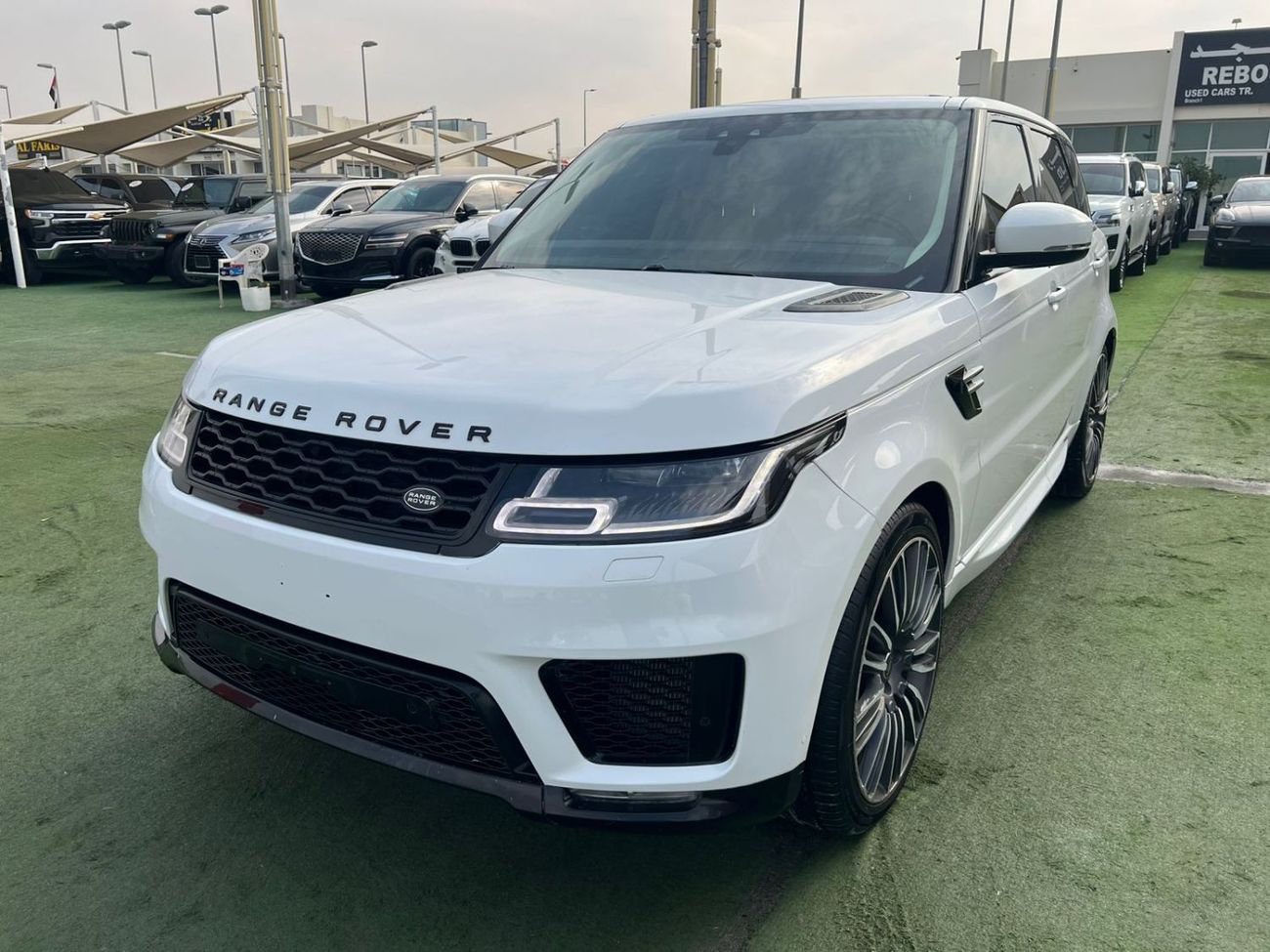 Land Rover Range Rover Sport HSE 3.0L (335 HP) RANGE ROVER 2018 SPORT SUPER CHARGED 3.0L (335 HP)/V6