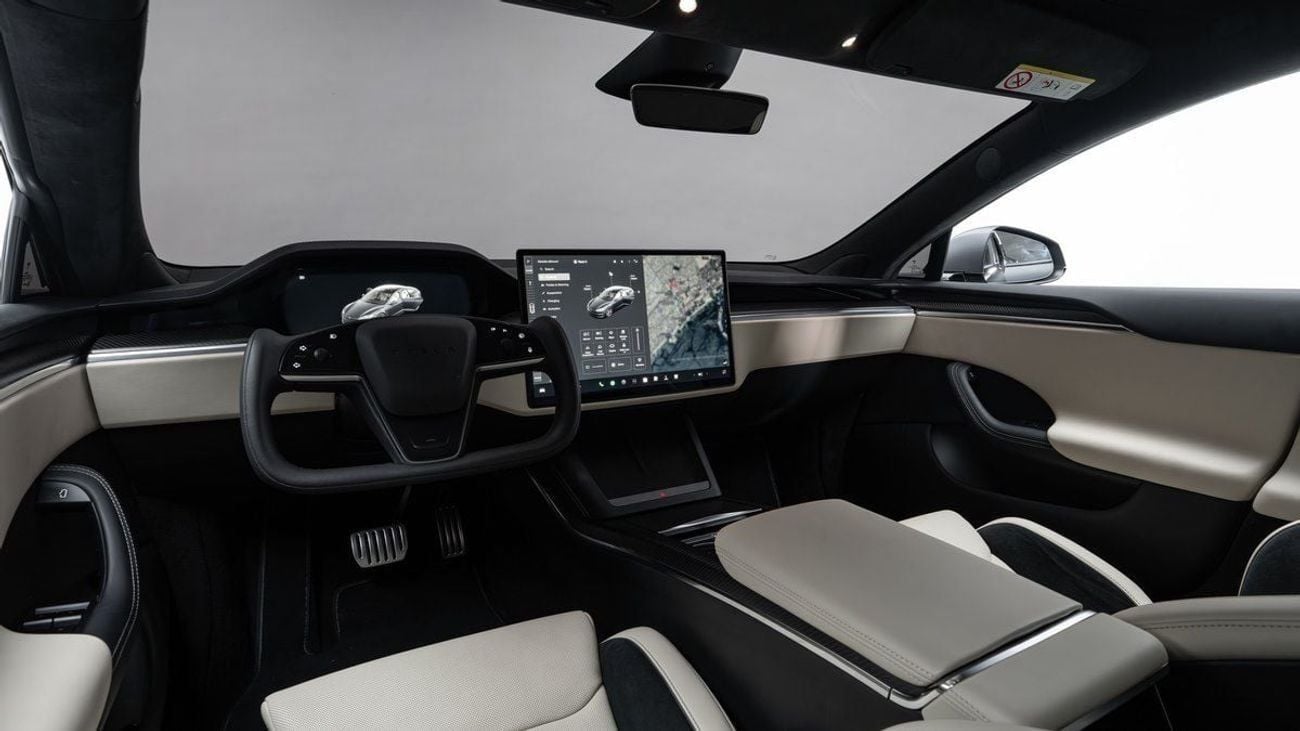 تسلا Model S Plaid - 2024 - GCC - Under Warranty