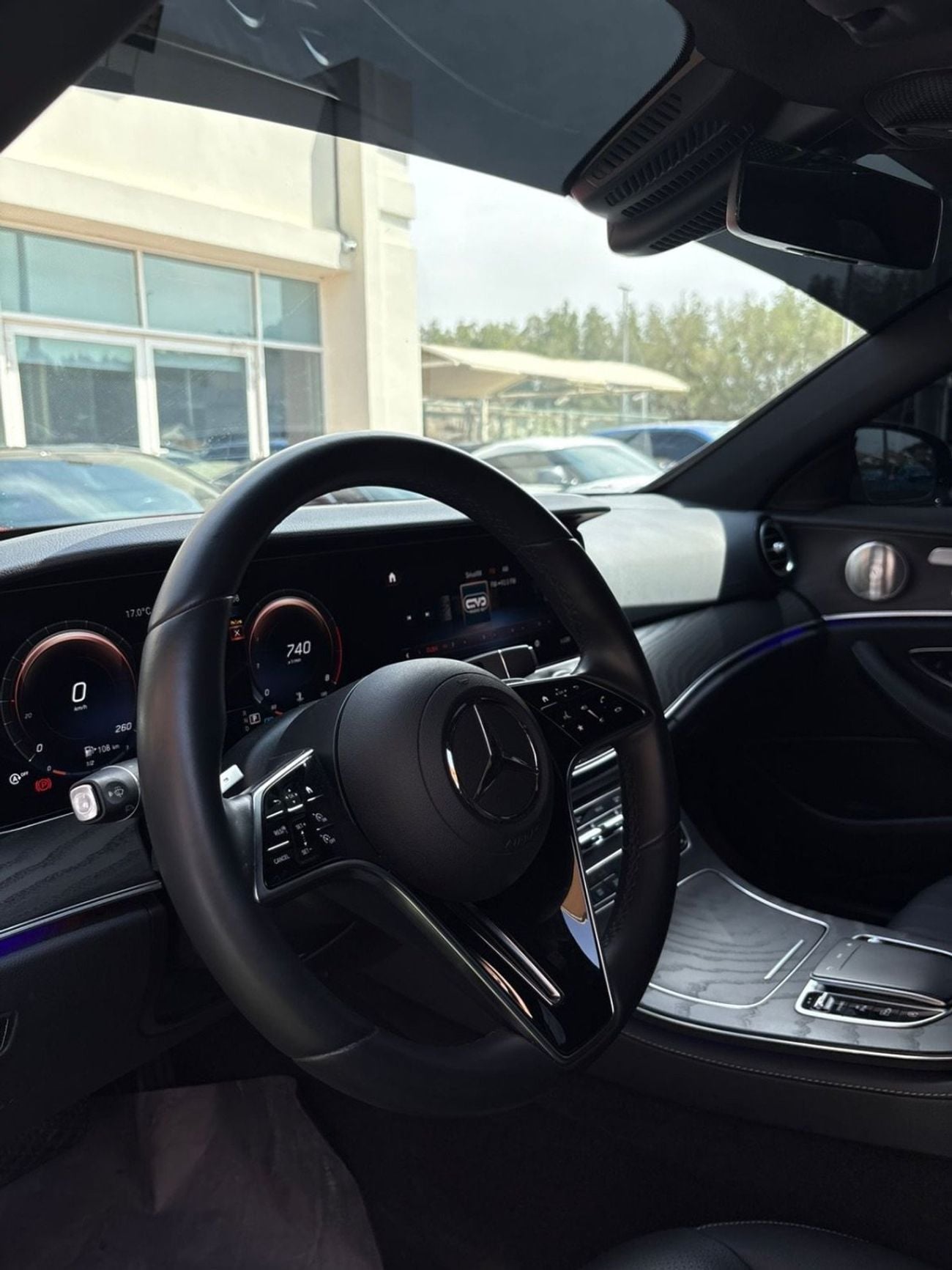 Mercedes Benz E350 4MATIC (NON GCC)