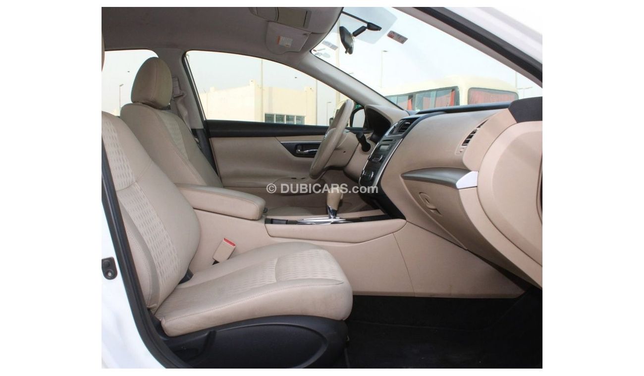 Nissan Altima S NISSAN ALTIMA 2018 WHITE GCC EXCELLENT CONDITION WITHOUT ACCIDENT