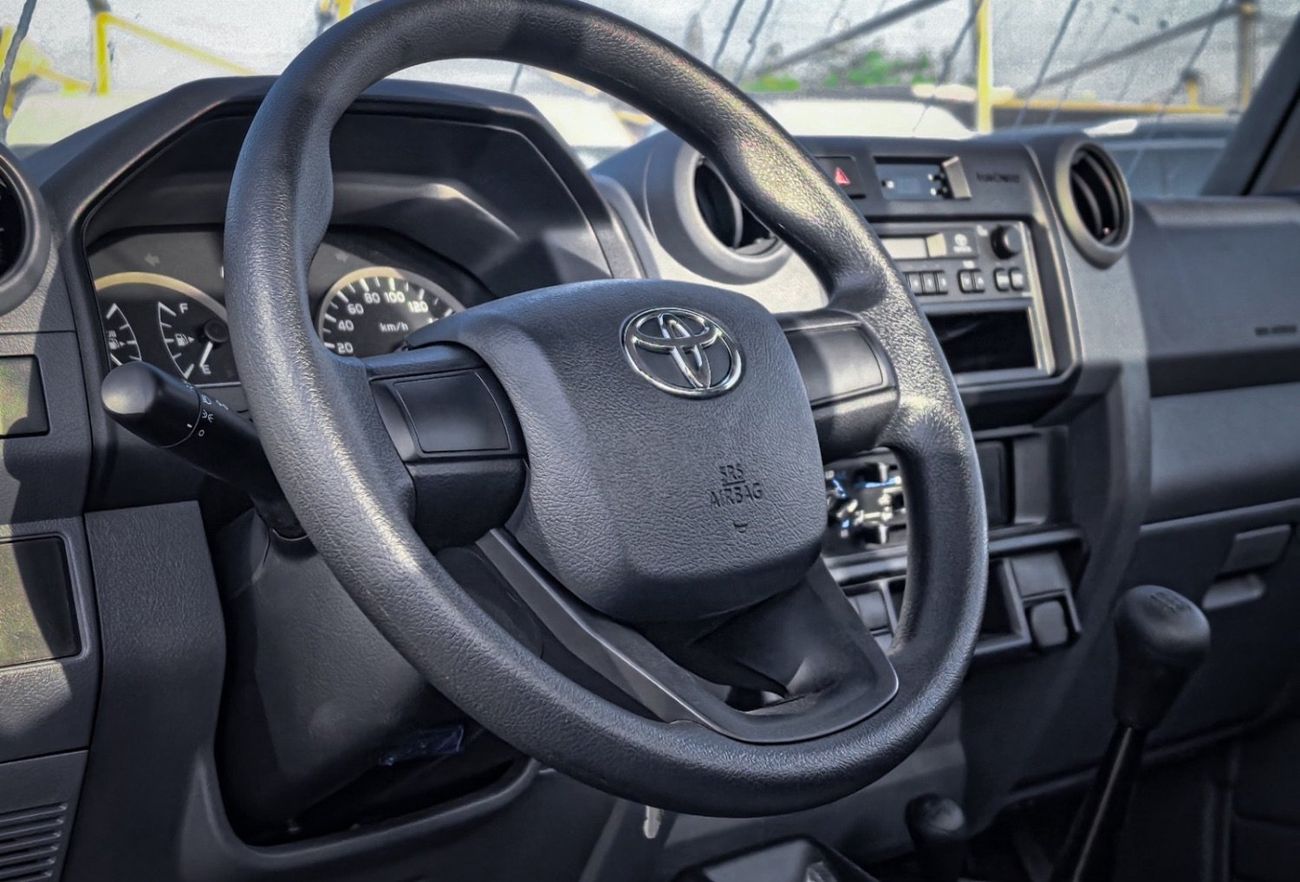 Toyota Land Cruiser Pick Up 2025 TOYOTA LAND CRUISER 79 2.8L DIESEL MT