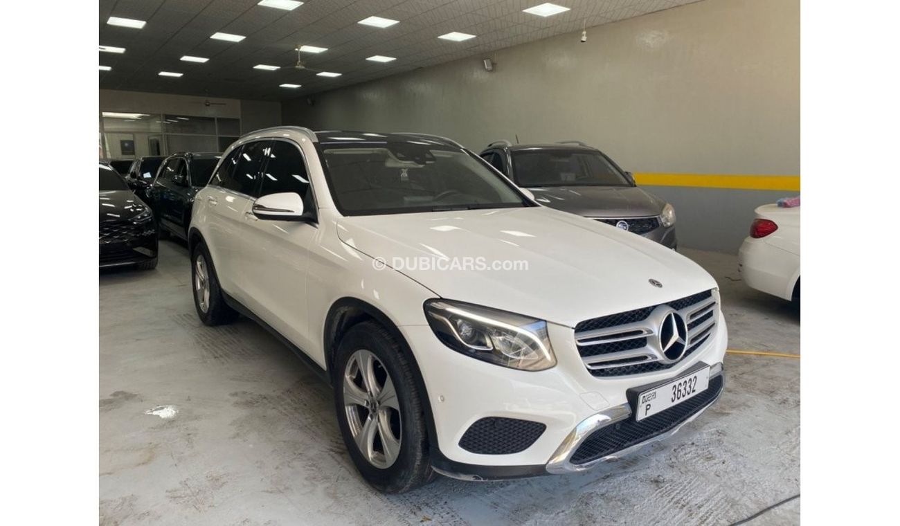 Mercedes-Benz GLC 220 d Mercedes Benz GLC220d 2018 2.4L turbo