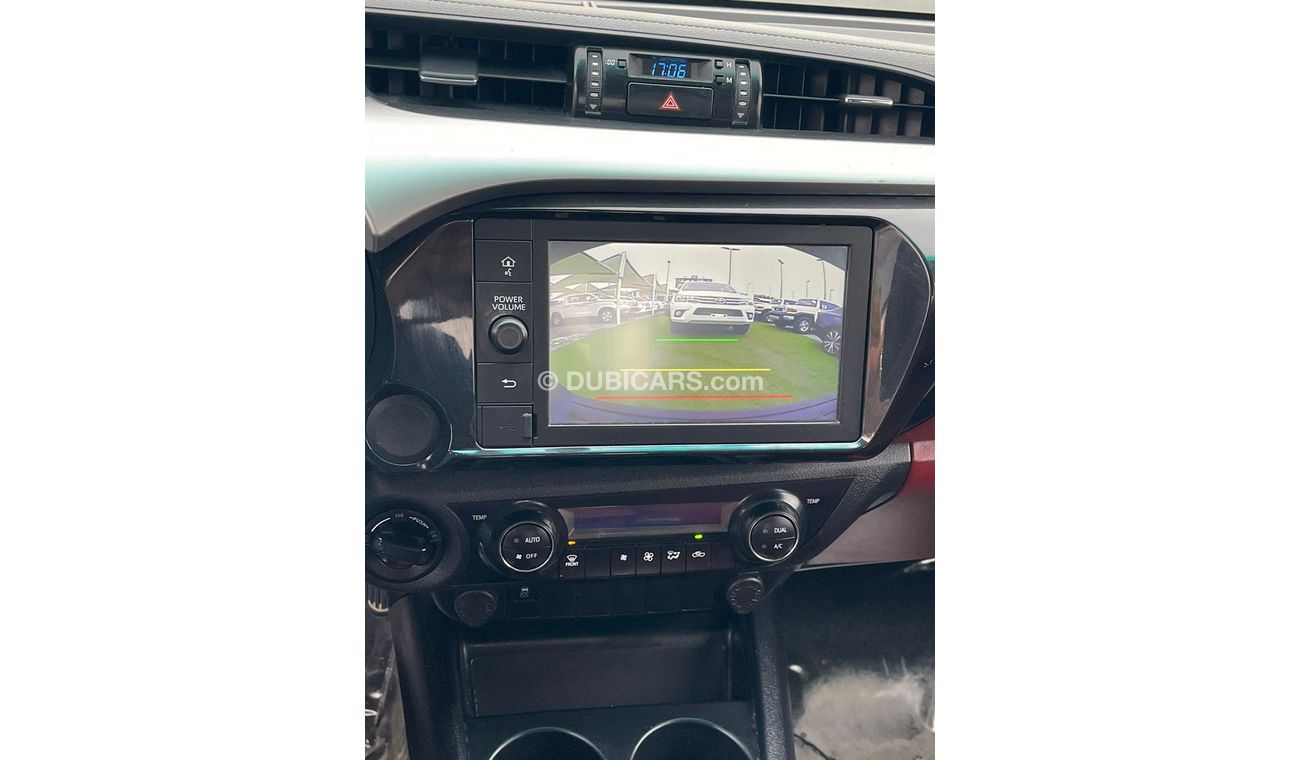 تويوتا هيلوكس تويوتا هيلوكس 2022 مواصفات خليجية بحالة ممتازة