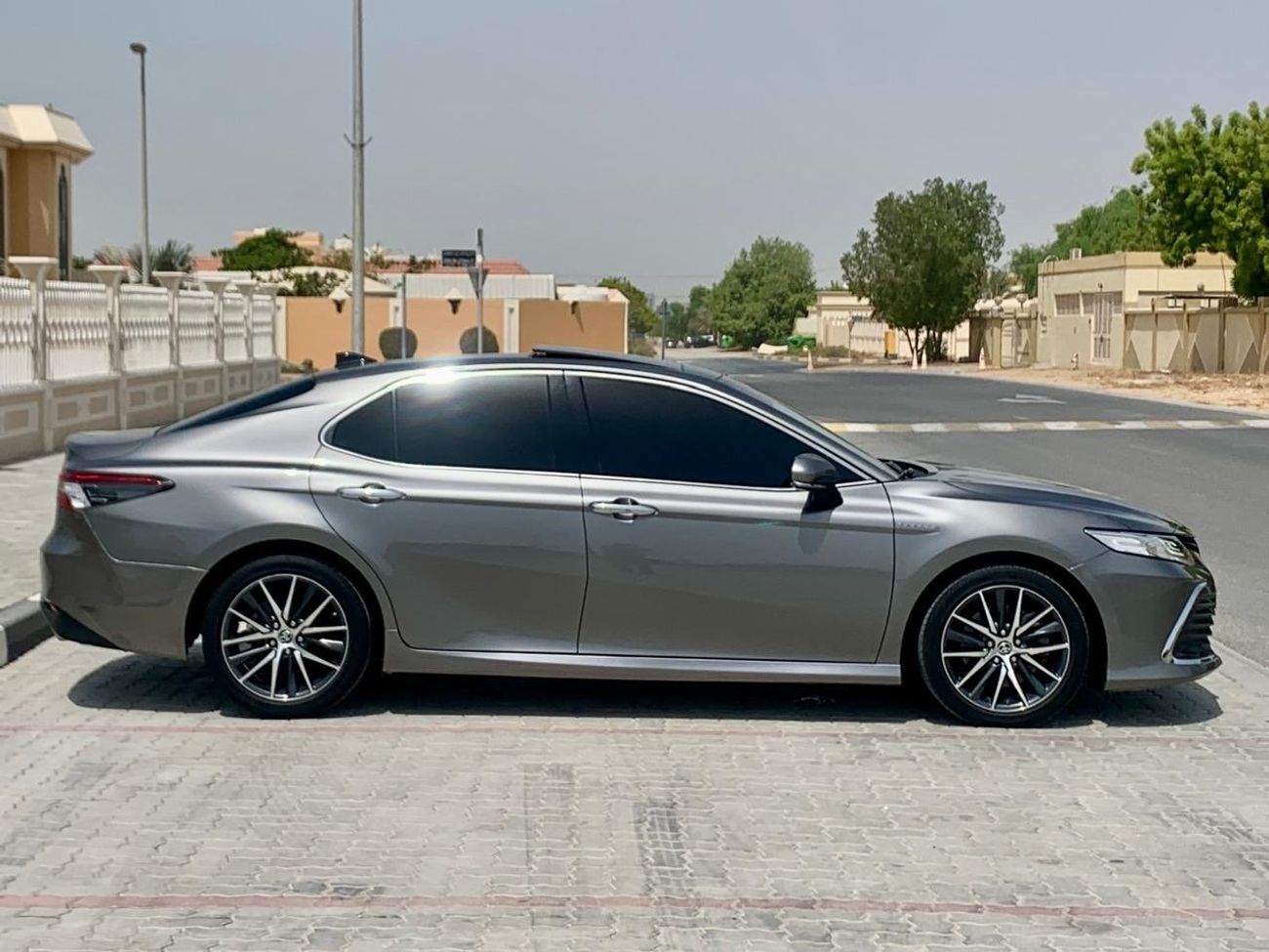 تويوتا كامري Toyota Camry SE+ 2022 - 3.5L,V6  Full Option,Panoramic, GCC Specs