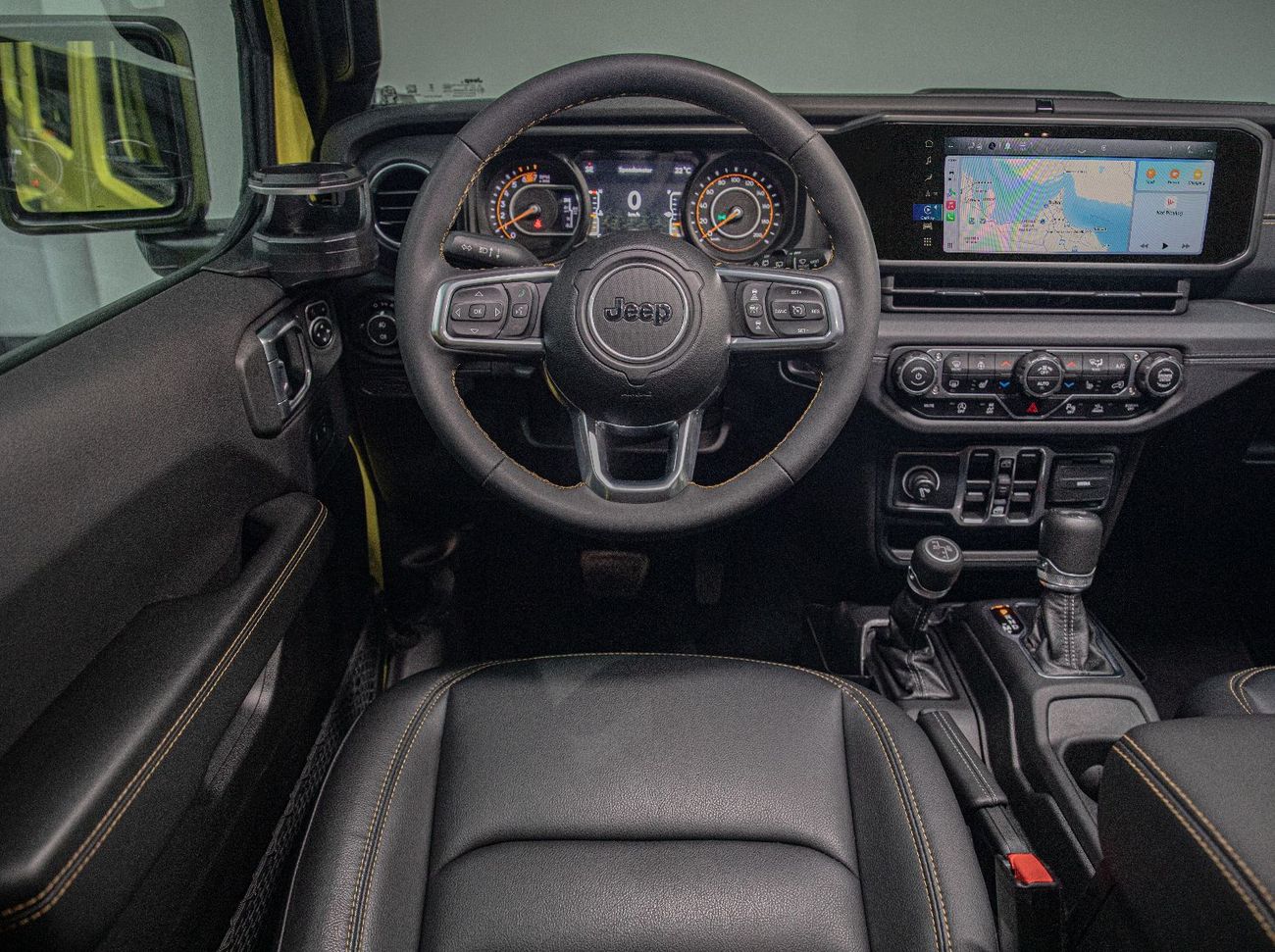 جيب رانجلر Unlimited Sahara 2.0L A/T