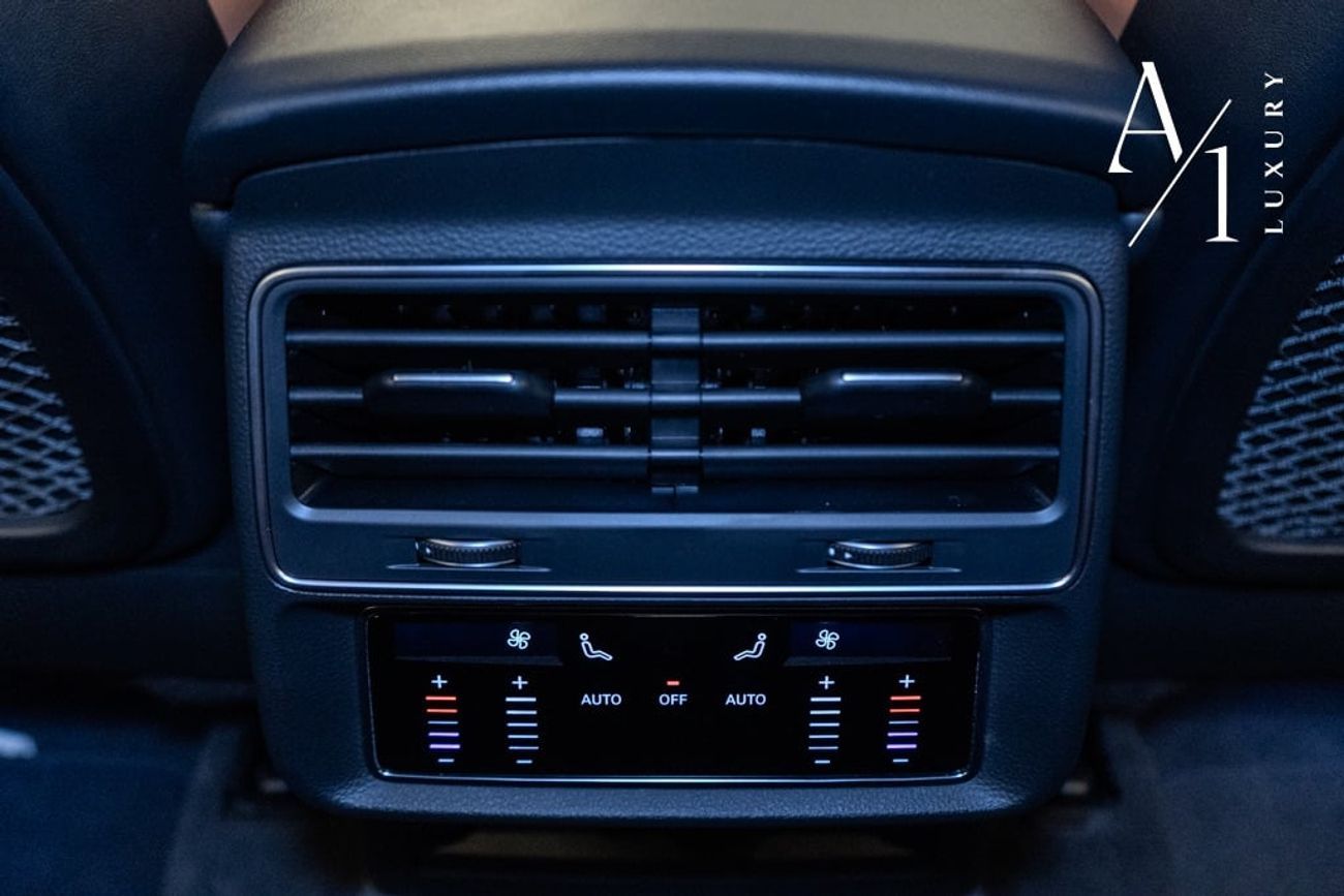 أودي RSQ8 2022 Audi RSQ8 Quattro, Carbon Fibre Package, Excellent Condition, Fully loaded, GCC Spec