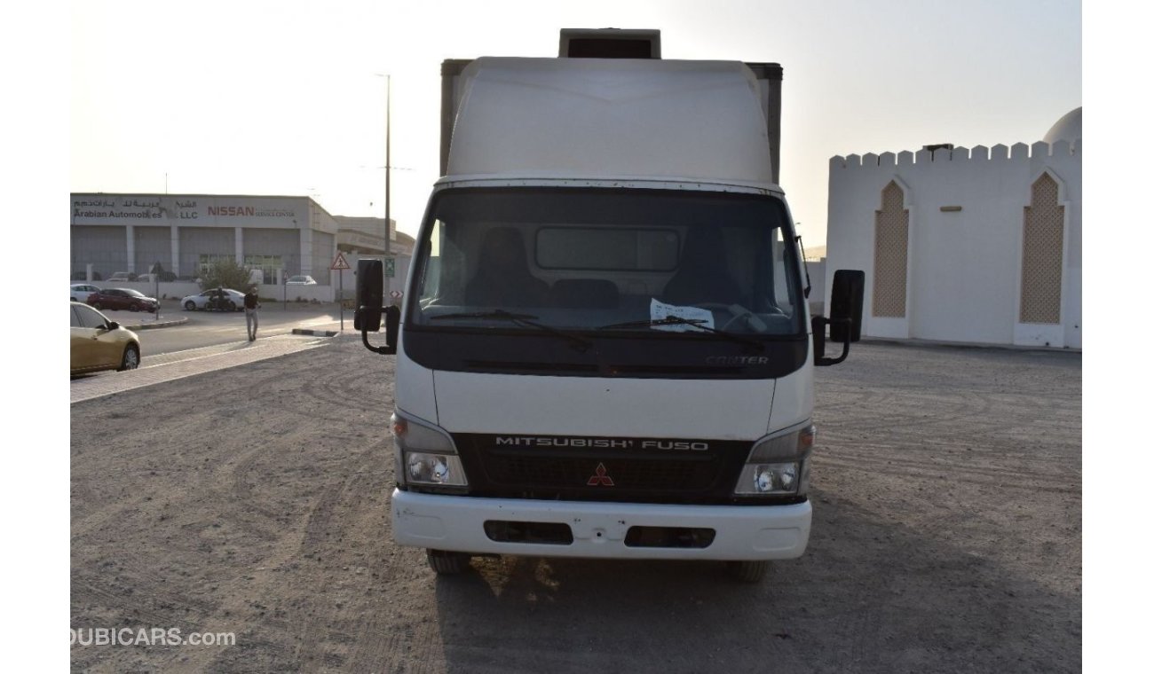 ميتسوبيشي كانتر 2008 | MITSUBISHI CANTER 4.2 TON TRUCK | CHILLER | 14 FEET | GCC | VERY WELL-MAINTAINED | SPECTACULA