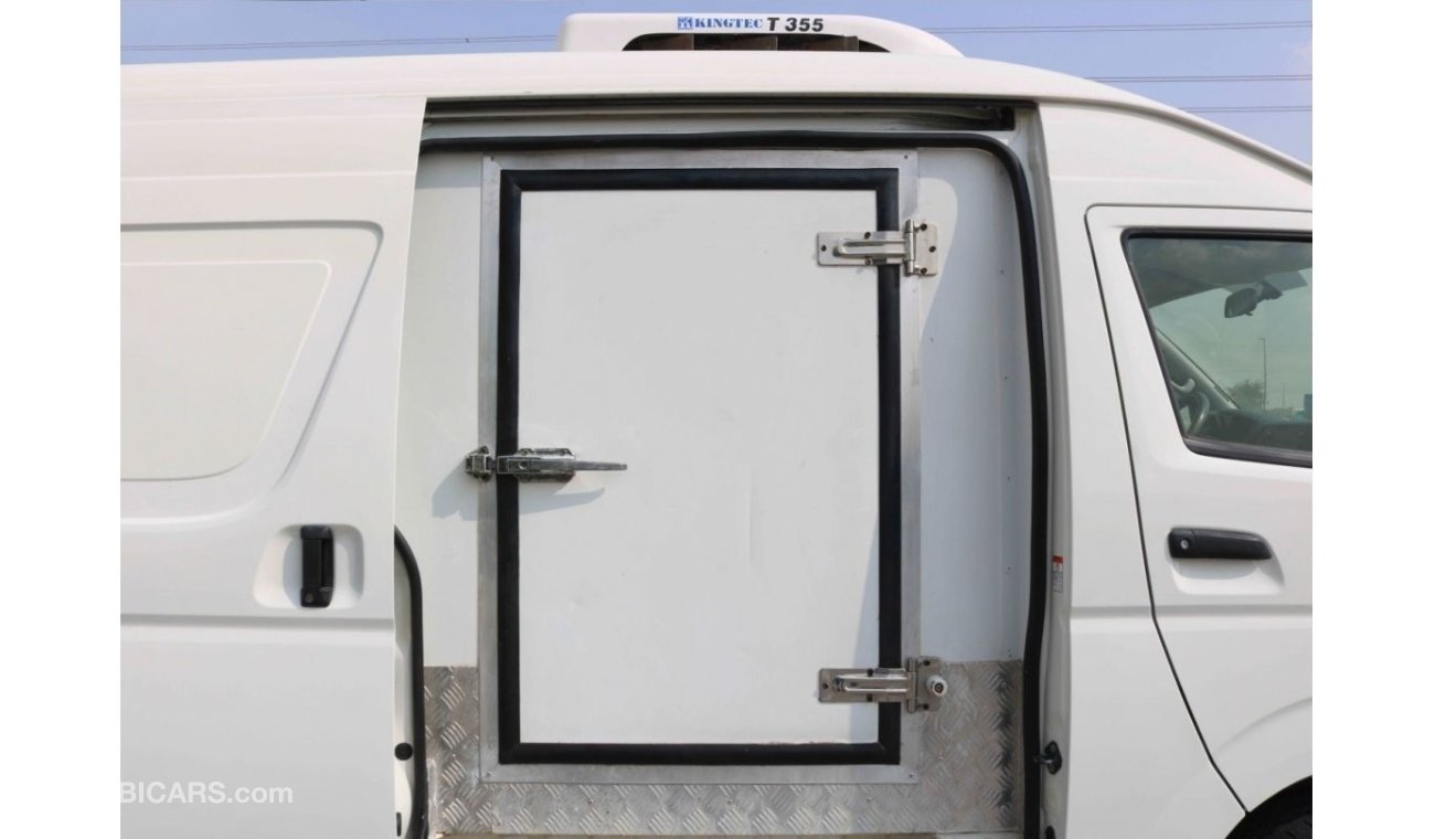 Toyota Hiace 2018 | HIACE FREEZER MULTI PURPOSE DELIVERY VAN WITH GCC SPECS AND EXCELLENT CONDITION