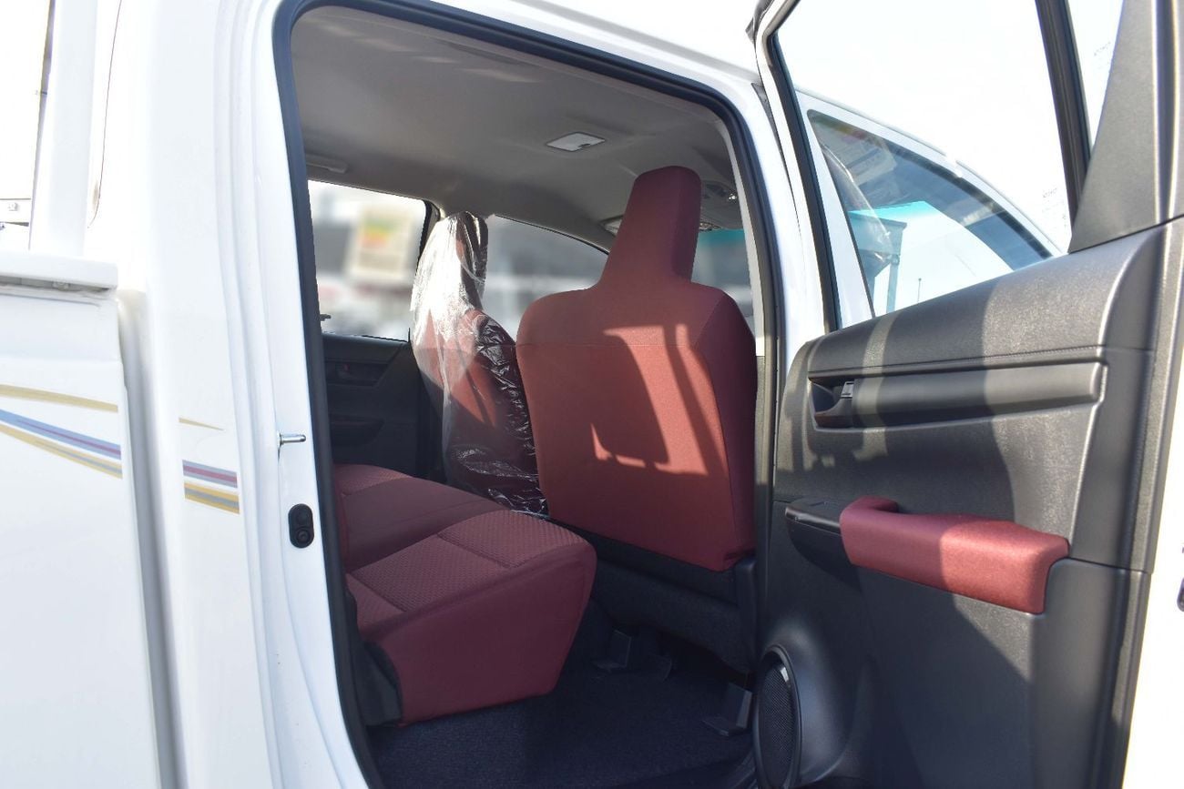 تويوتا هيلوكس 2025 MODEL HILUX 4X2 2.7L M/T STD HALOGEN, BENCH SEAT, MAN A/C