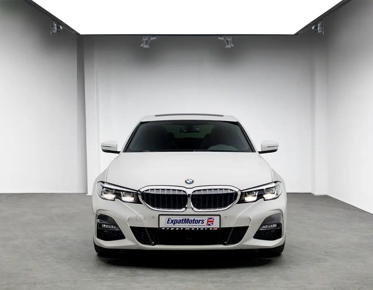 بي أم دبليو 330i M Sport 2.0L (255 HP)