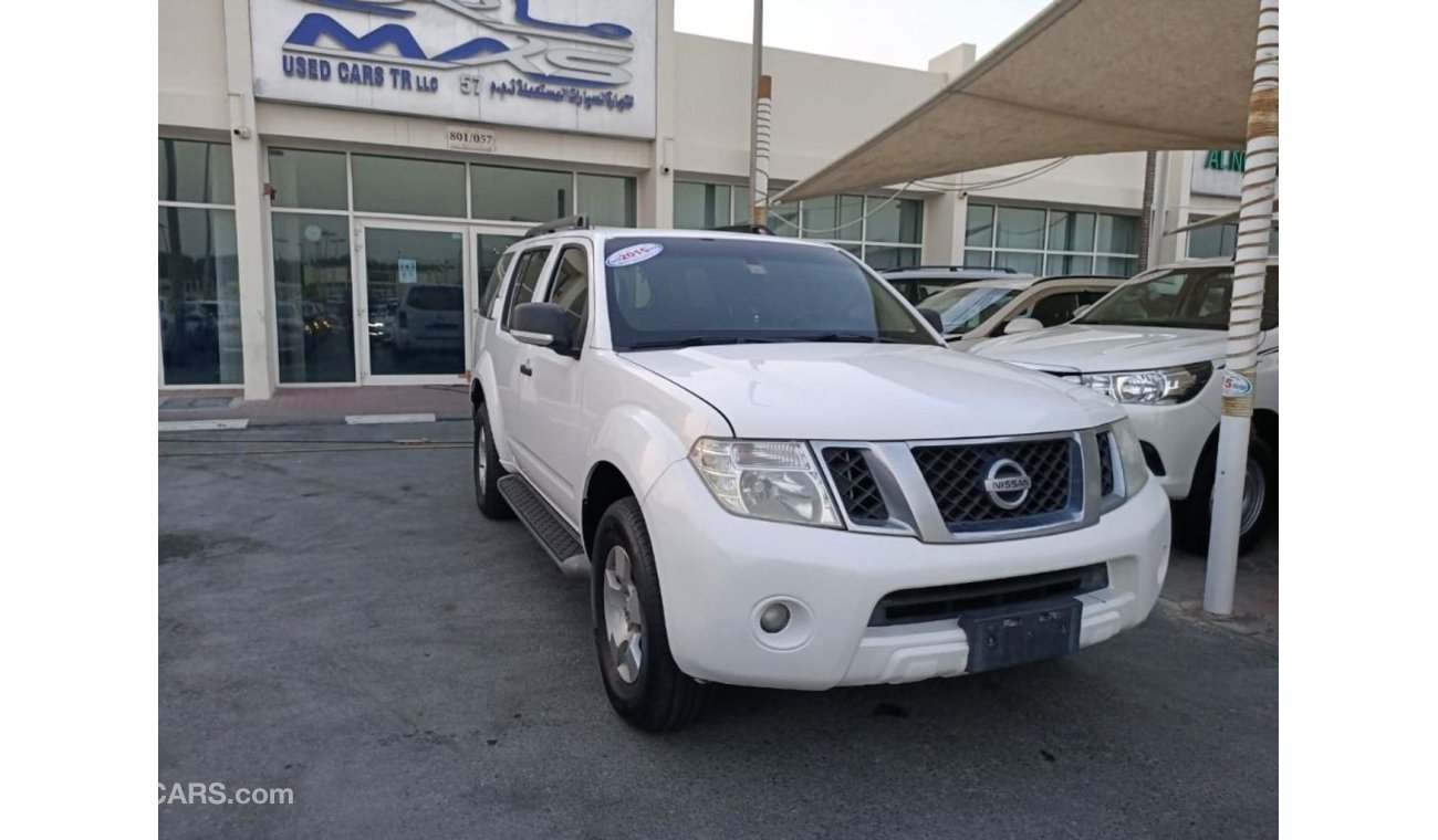 Nissan Pathfinder ACCIDENTS FREE- CAR IS IN PERFECT CONDITION INSIDE OUT