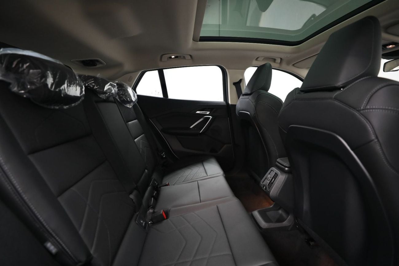 بي أم دبليو X2 BMW X2 | SDrive 25i | Brand New | V4 2.0L turbocharged 204 Hp | 5 Years Warranty | AED 3,100 monthly