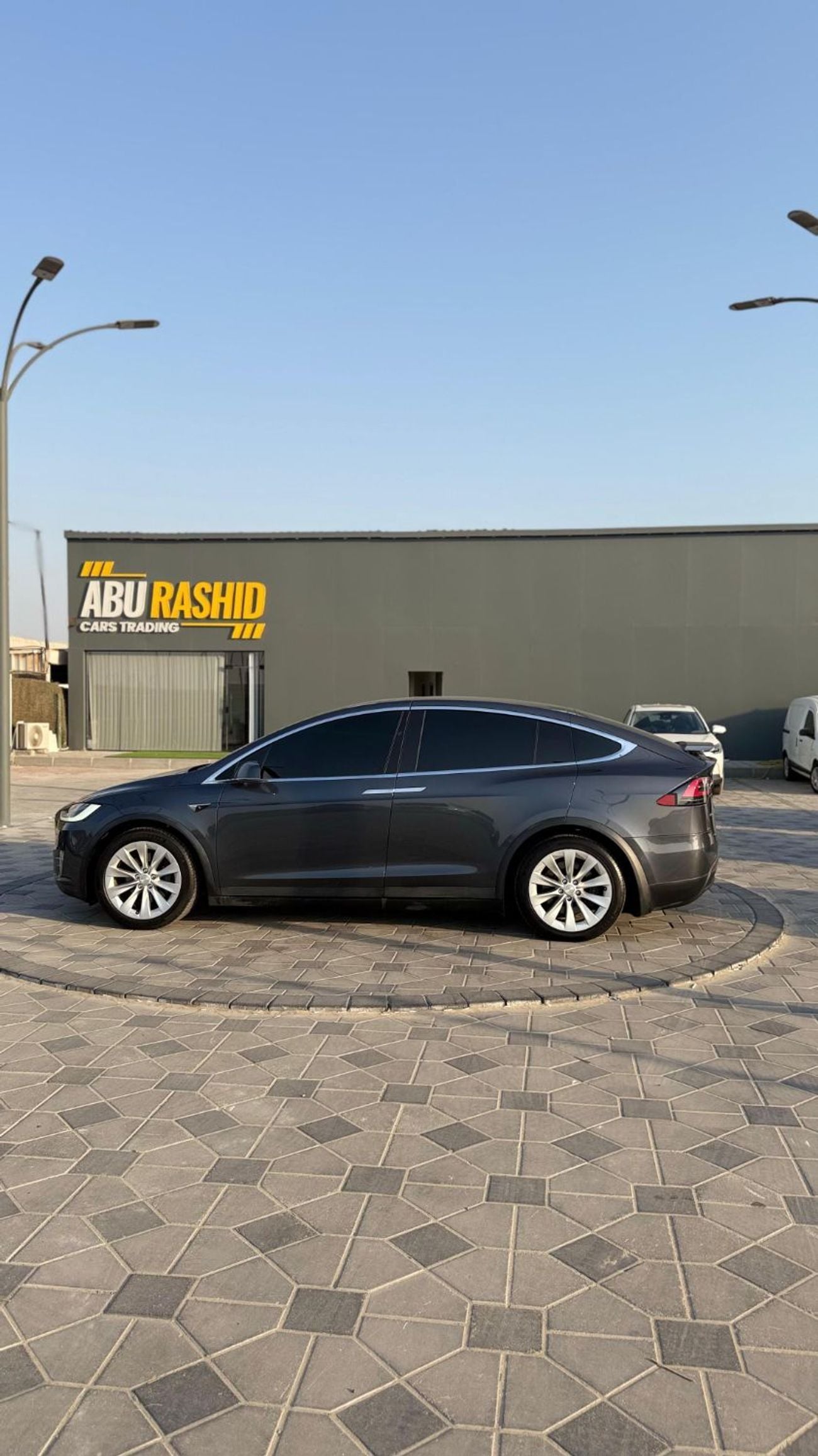 Tesla Model X 75D Long Range (AWD)
