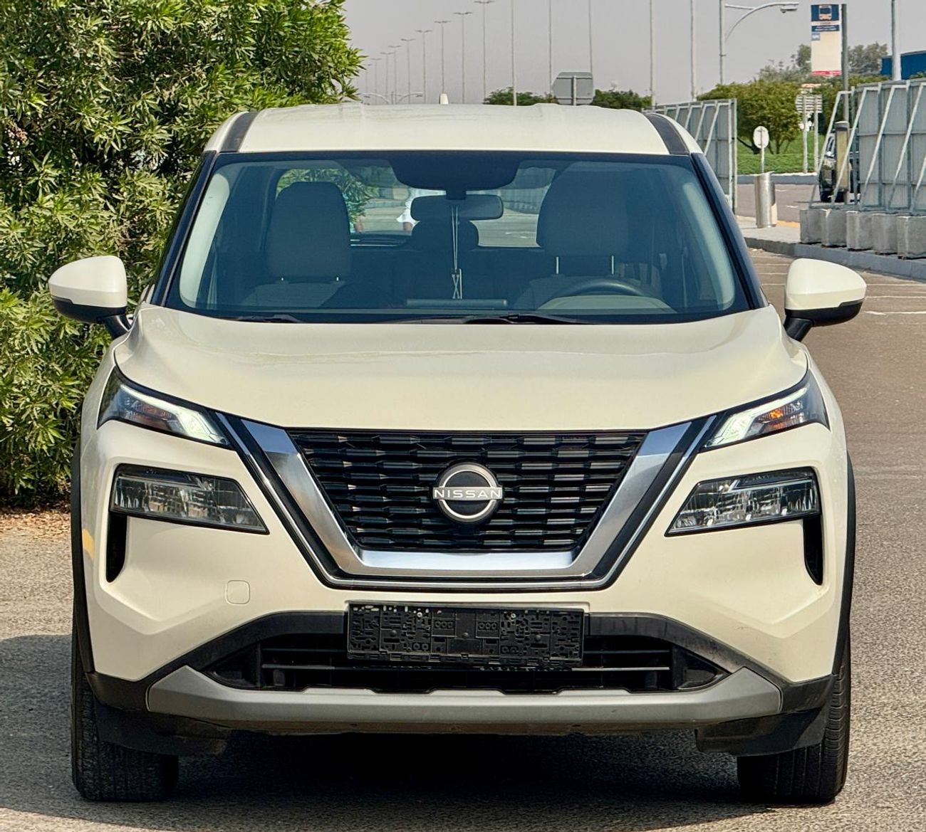 Nissan X Trail S 1140-Monthly l GCC l Cruise, Camera, GPS l Accident Free