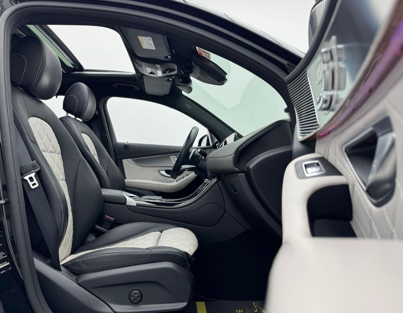 مرسيدس بنز EQC 400 2021 Mercedes-Benz EQC 400 4Matic, 2026 Mercedes Warranty   Service Contract, Service History, GCC