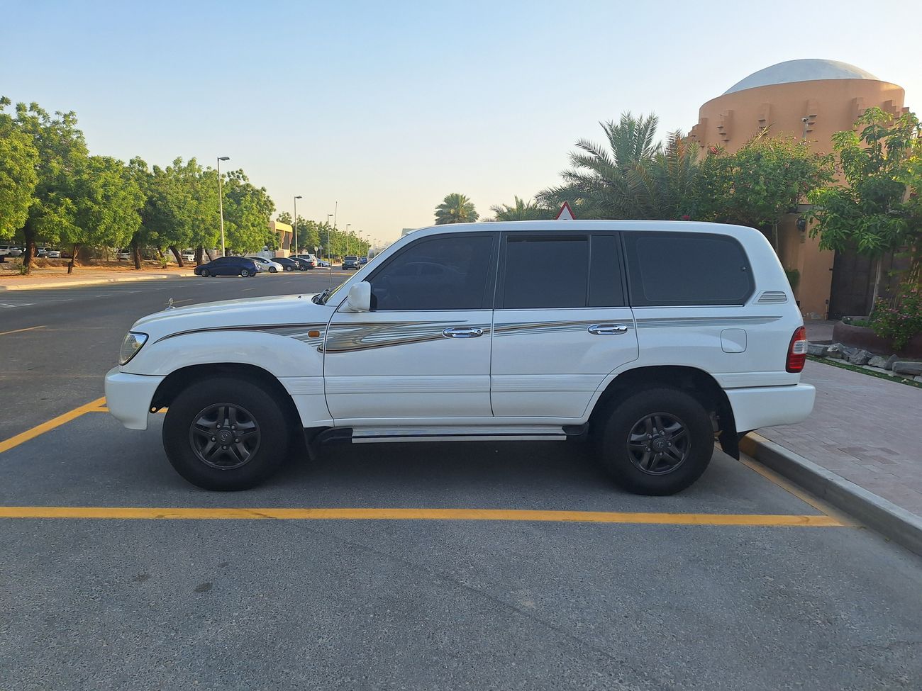 تويوتا لاند كروزر